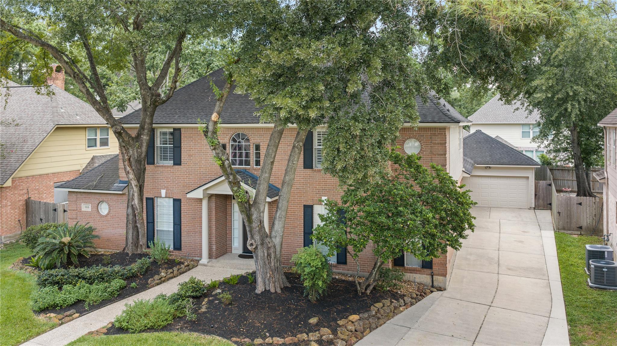 3318 Clover Valley Dr, Kingwood, TX 77345 photo