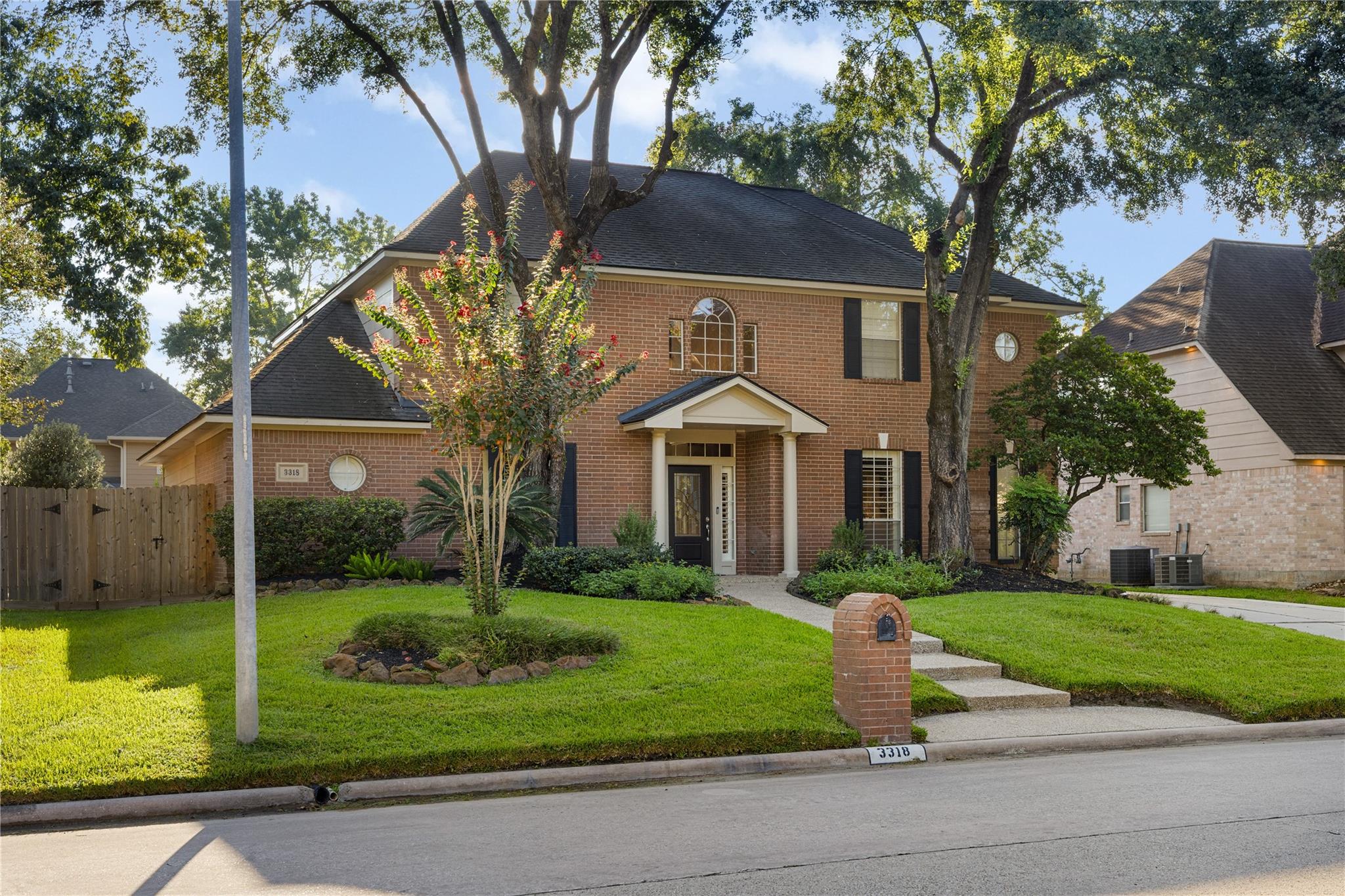 3318 Clover Valley Dr, Kingwood, TX 77345 photo