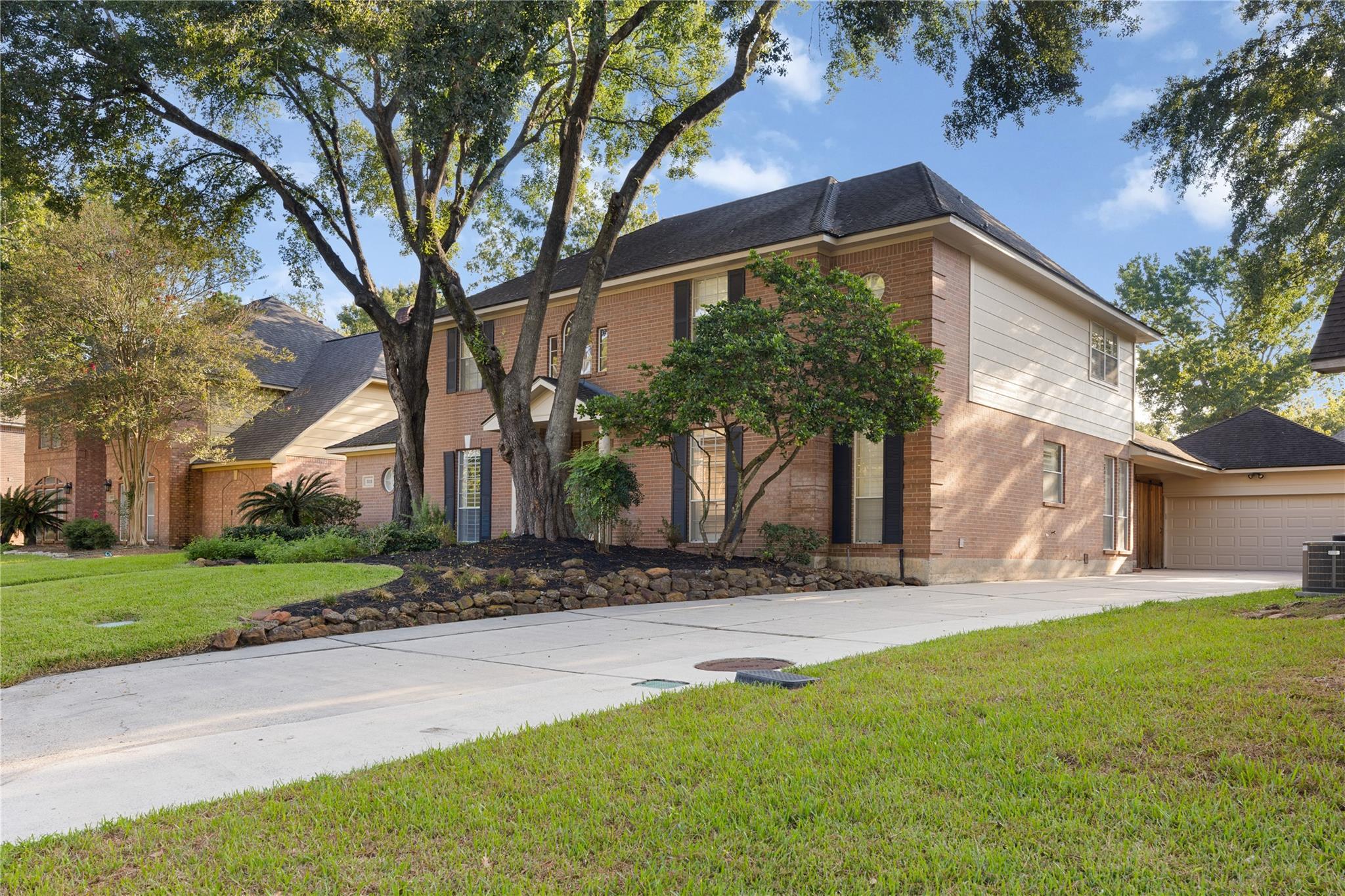 3318 Clover Valley Dr, Kingwood, TX 77345 photo