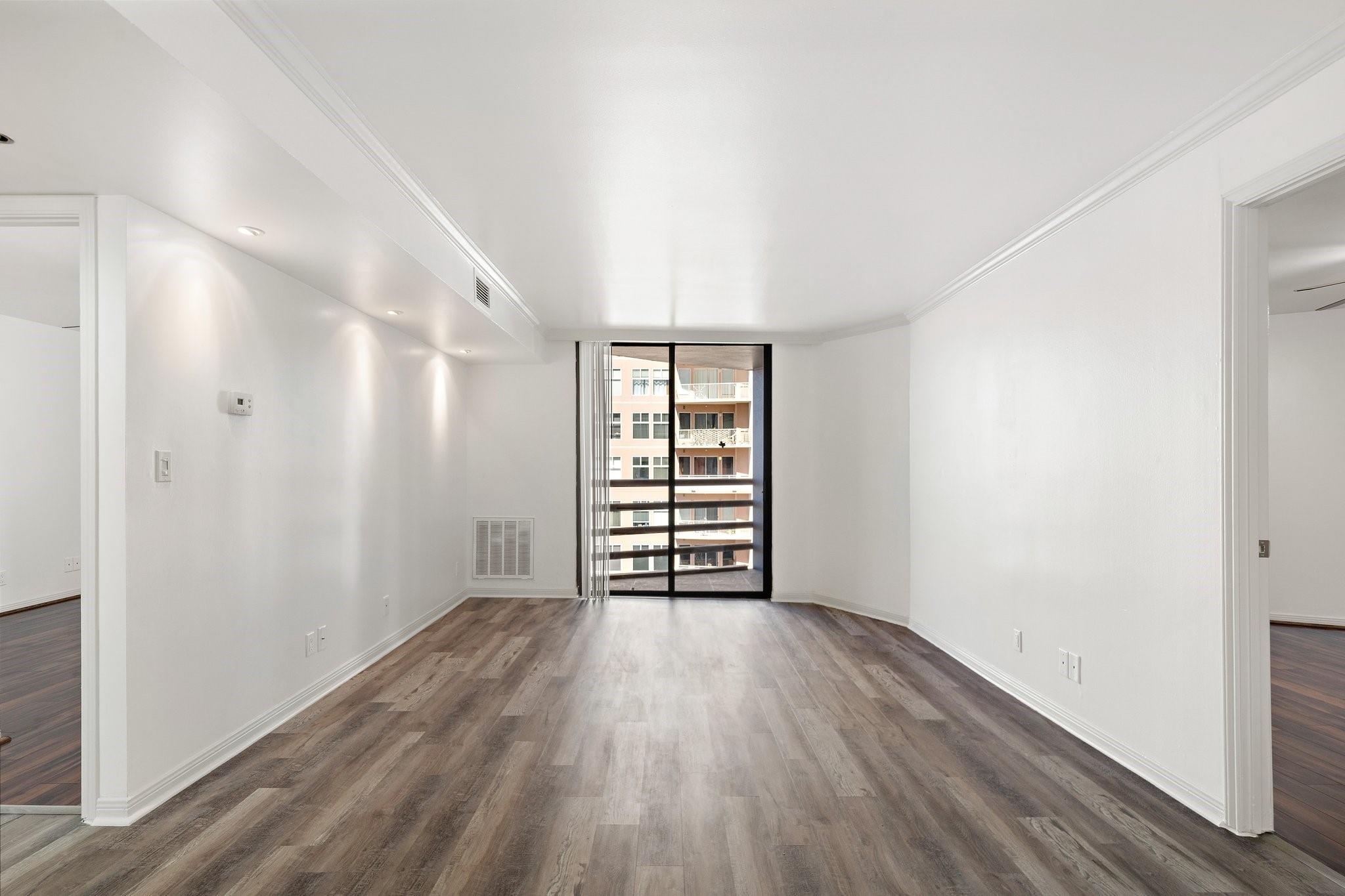 3525 Sage Rd #613, Houston, TX 77056 photo