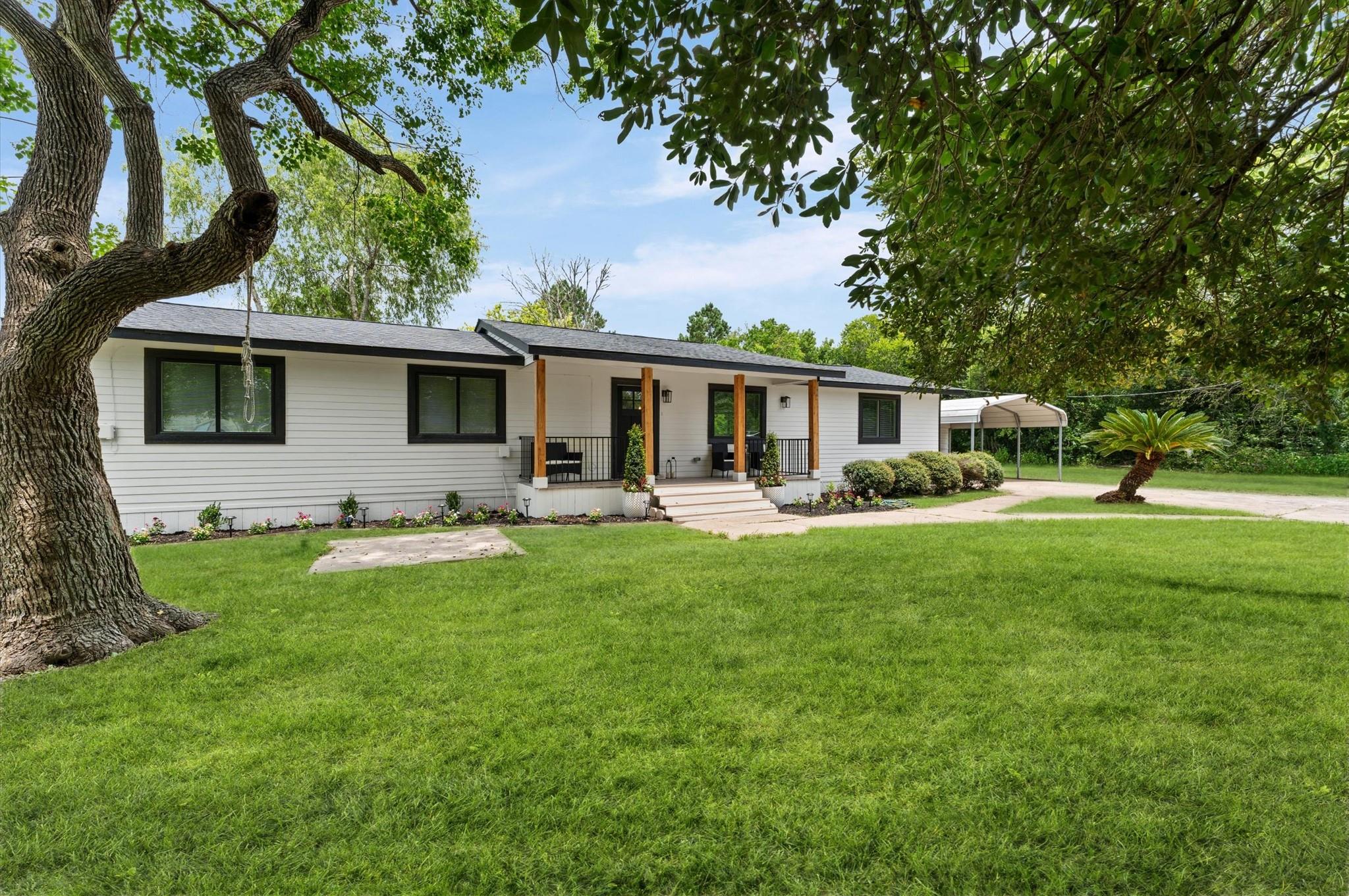 2197 County Road 540, Alvin, TX 77511 photo