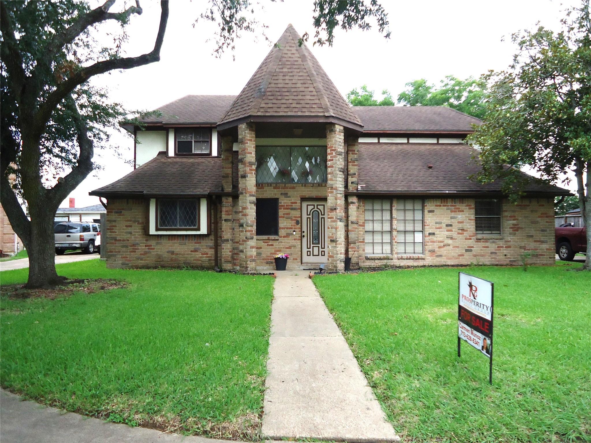 15318 Bonita Spring Dr, Houston, TX 77083