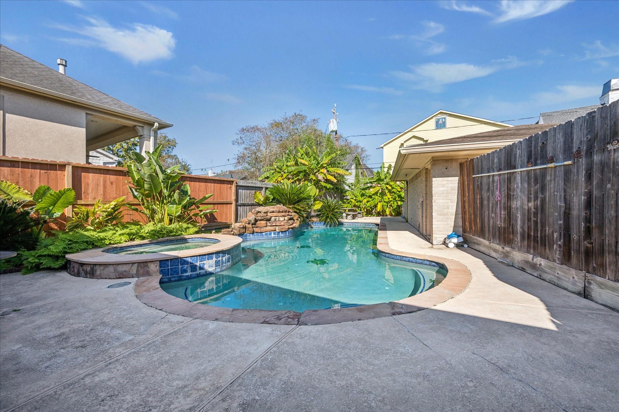 3716 Bellaire Blvd, Southside Place, TX 77025 photo