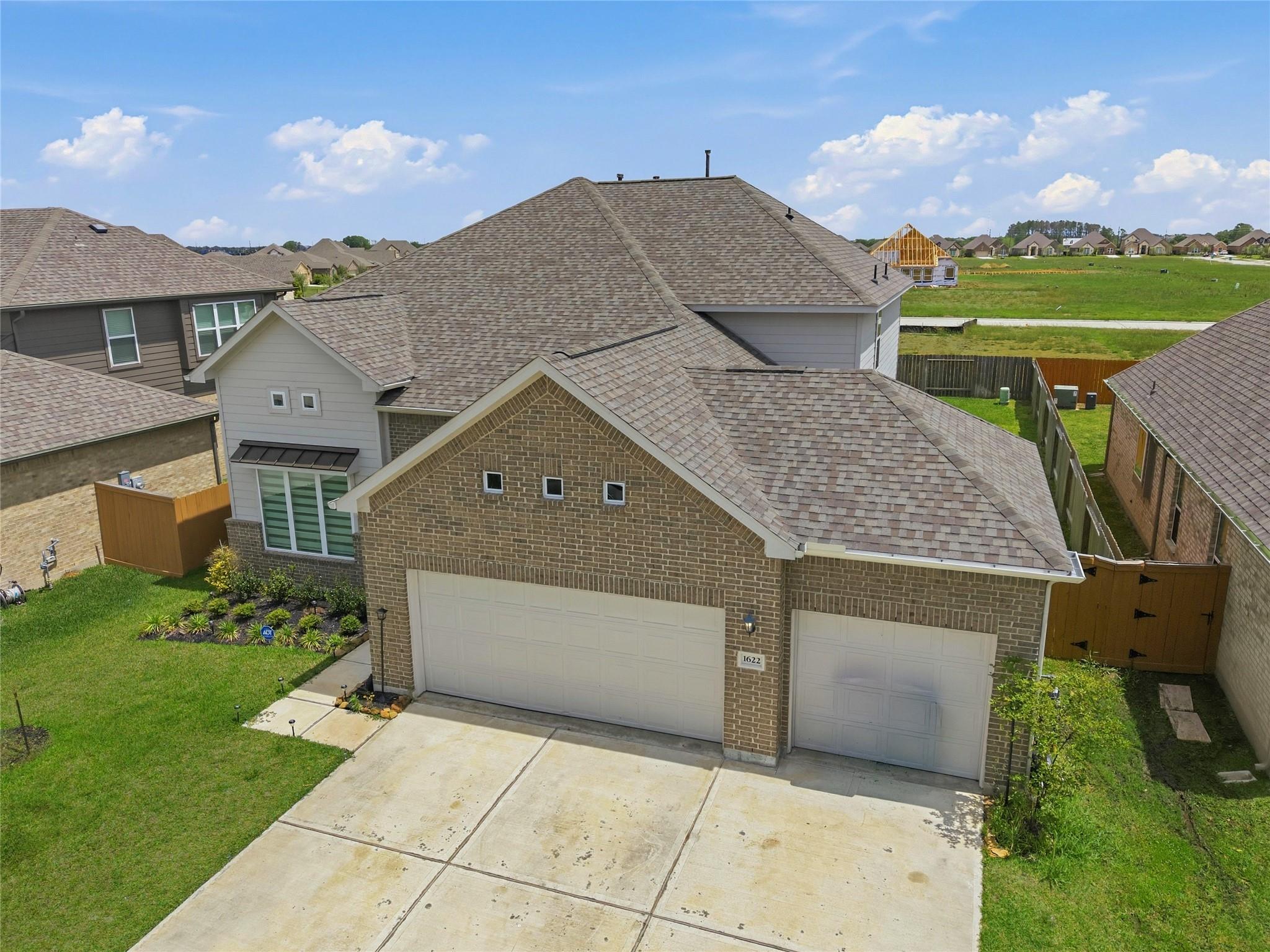 1622 Homewood Point Ln, Rosharon, TX 77583 photo