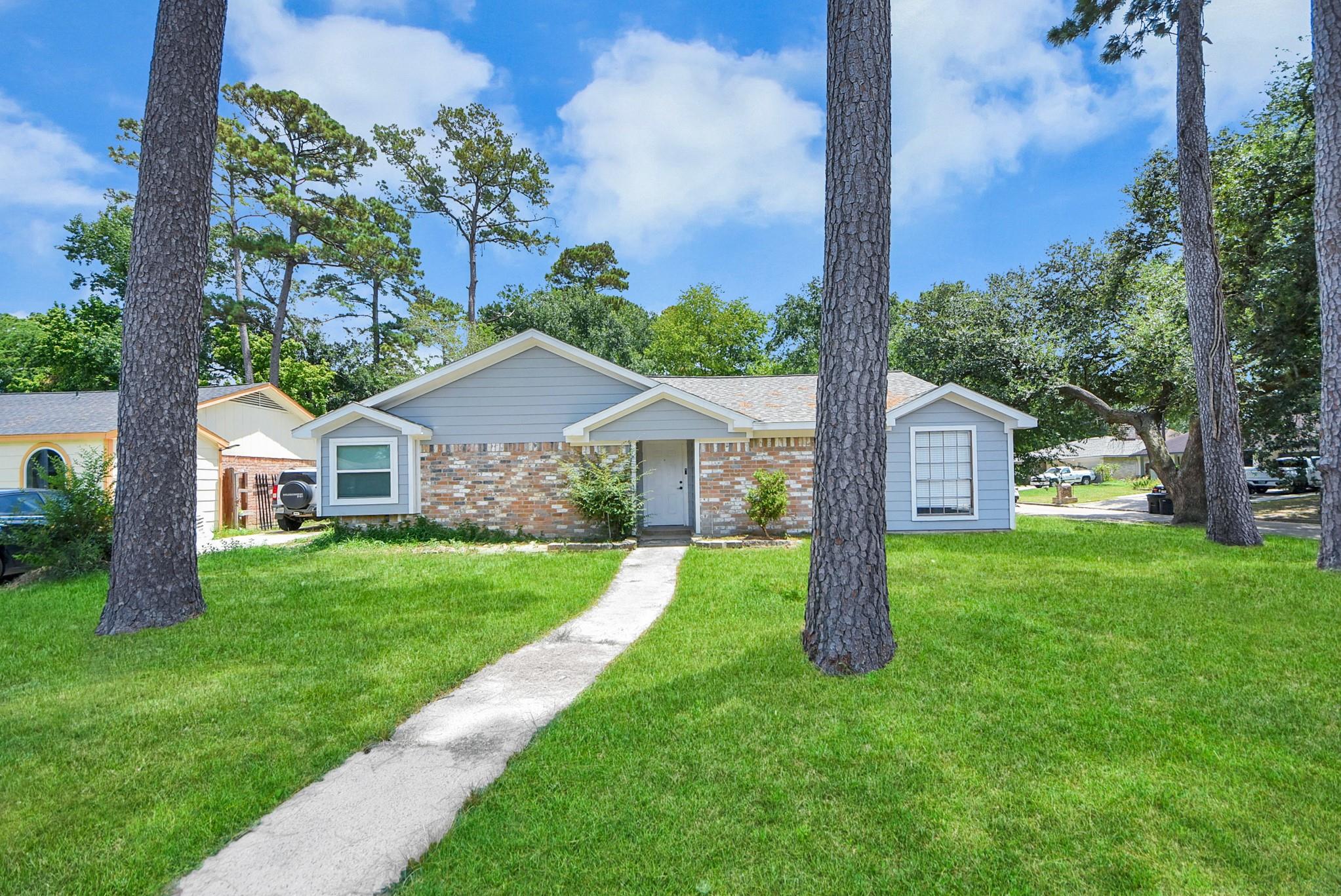 23026 Cranberry Trl, Spring, TX 77373