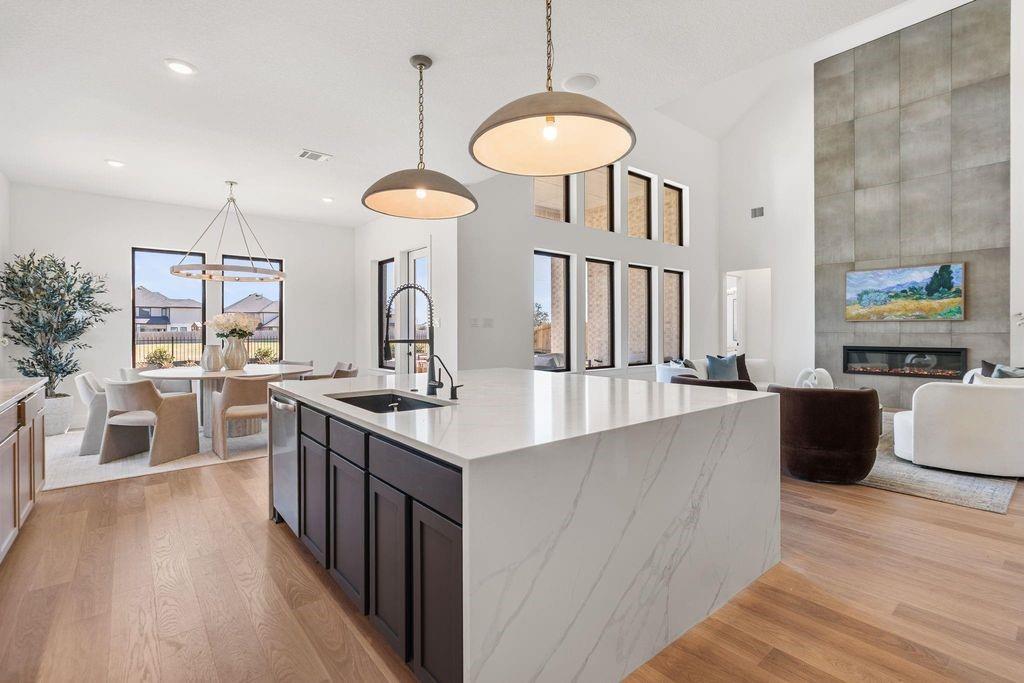 2517 Barton Creek Trl, Friendswood, TX 77546 photo