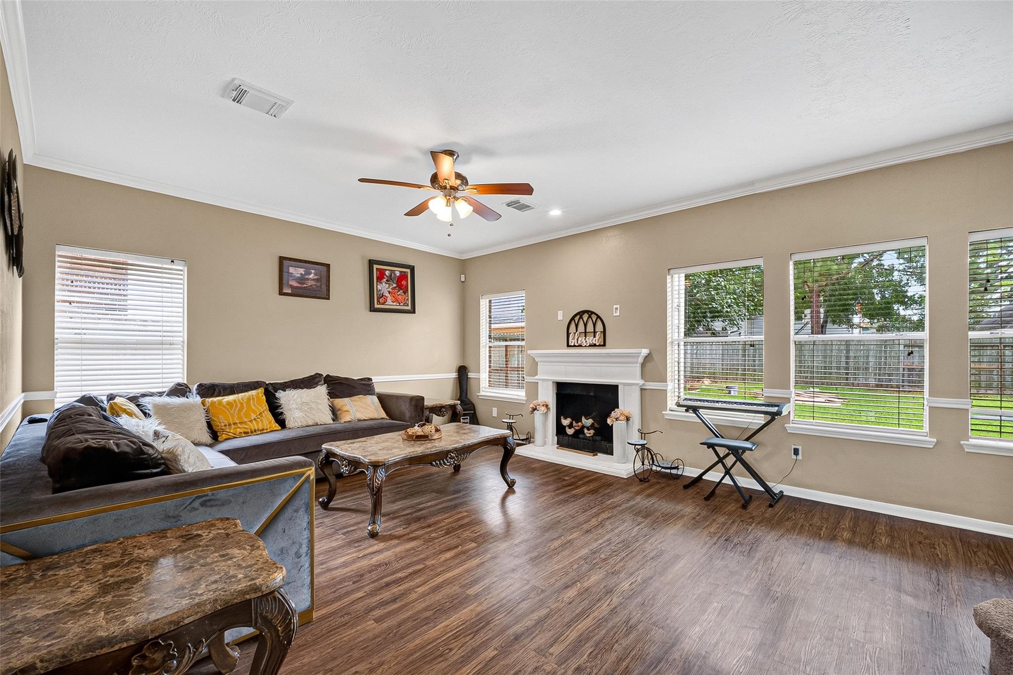 1512 Pine Grove Ln, Pearland, TX 77581 photo