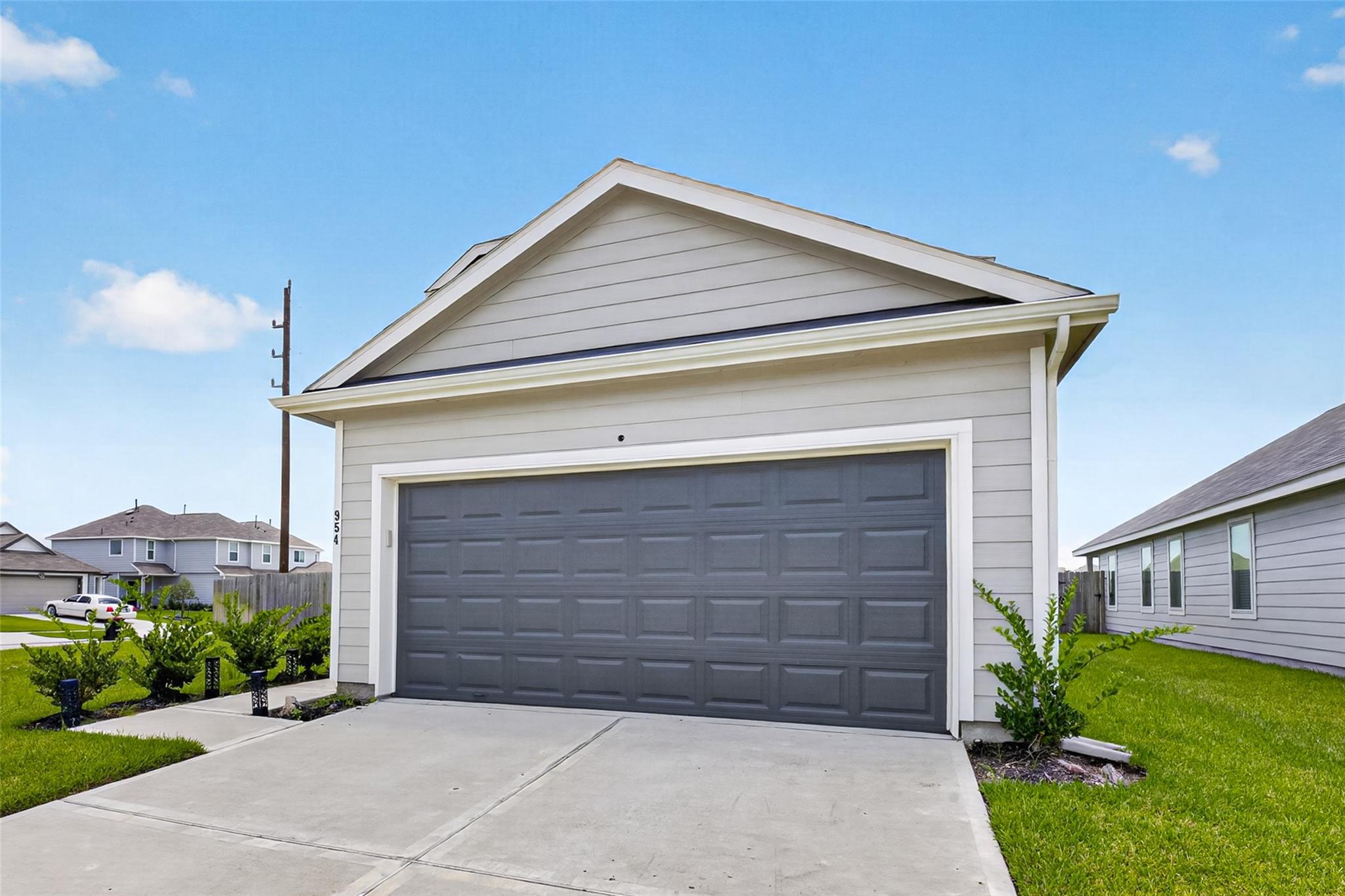 954 Luke Darrell Dr, Rosharon, TX 77583 photo