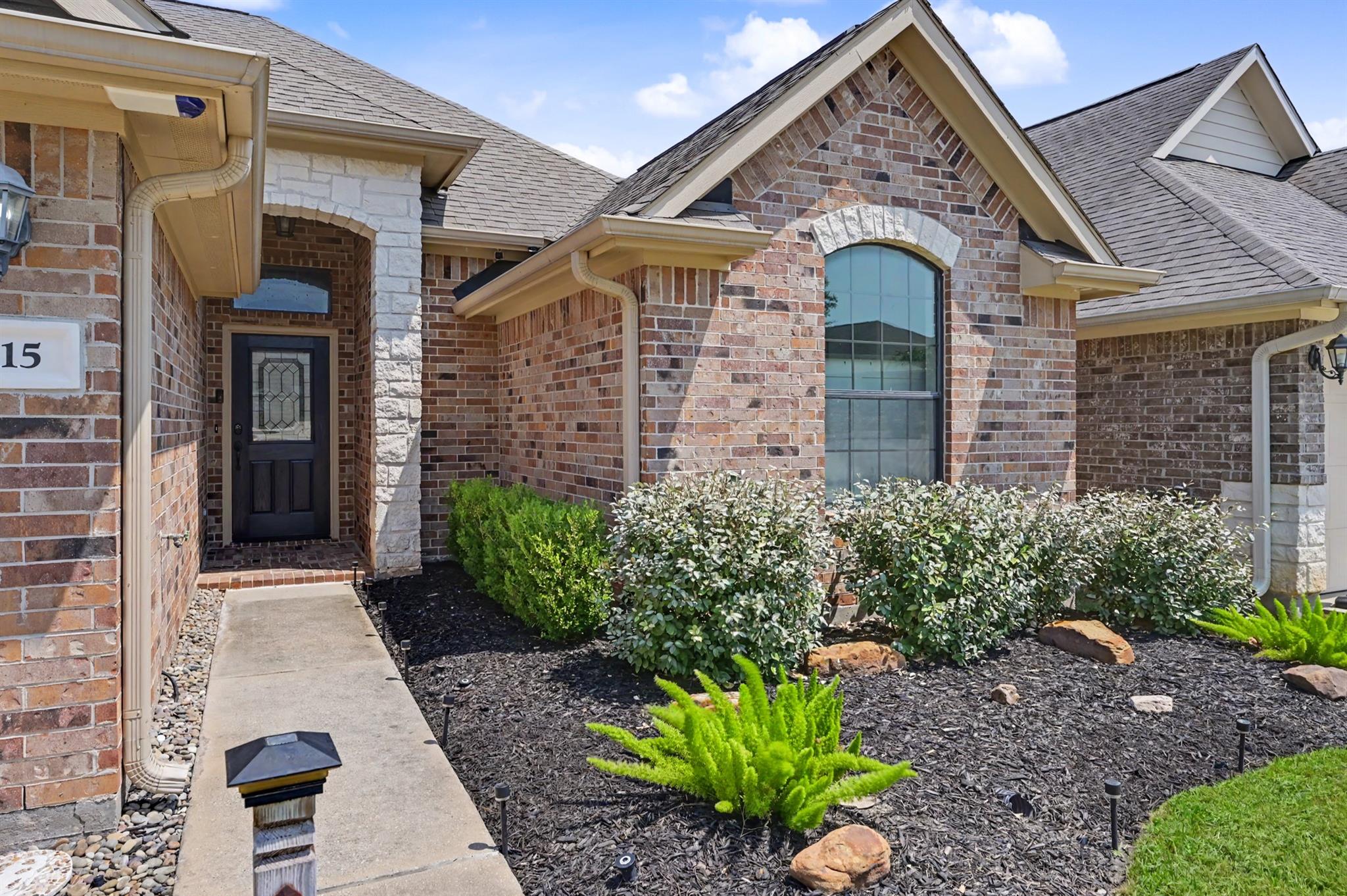 115 Racetrack Ln, Montgomery, TX 77356 photo
