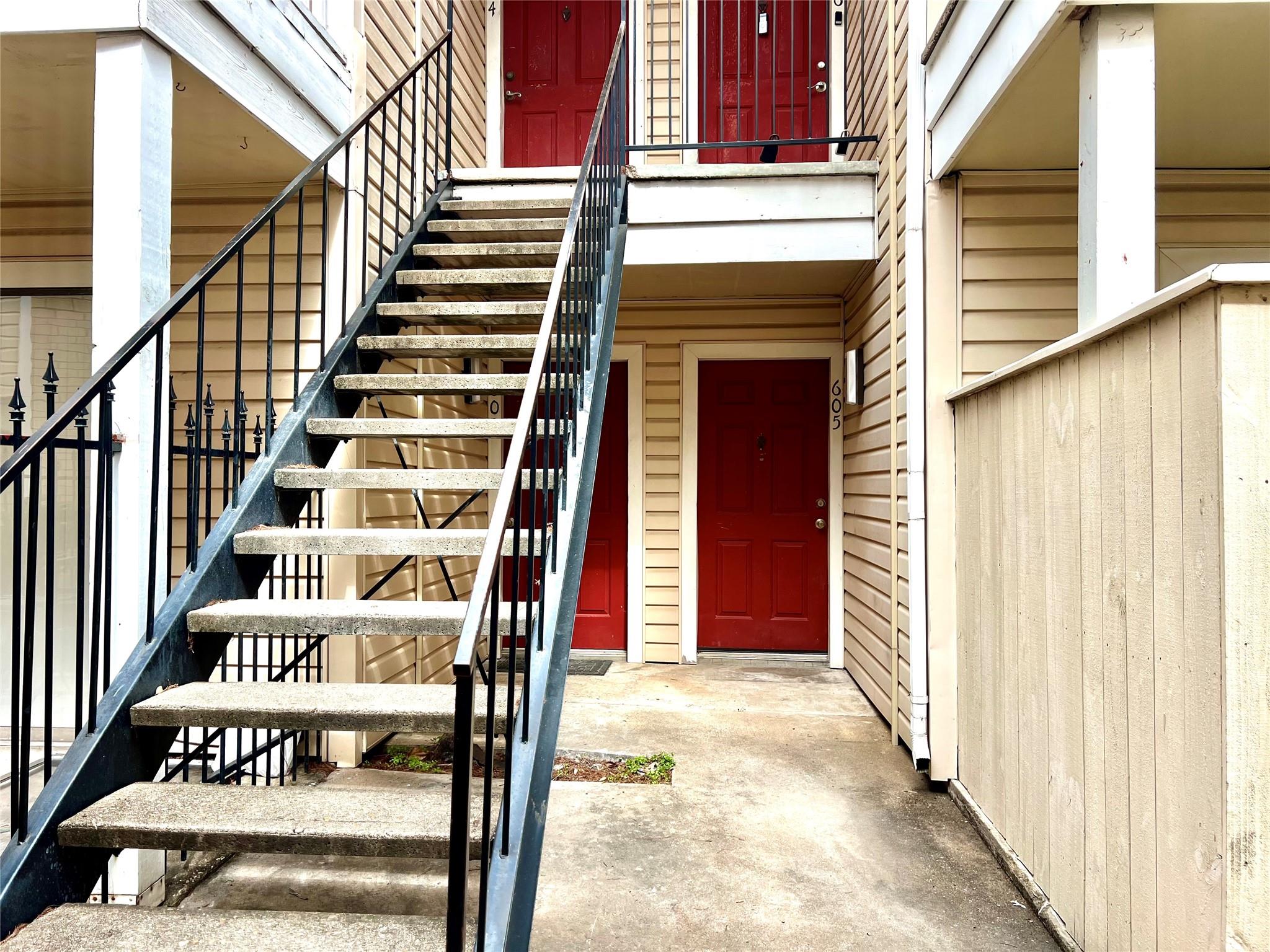 2750 Holly Hall St, Houston, TX 77054