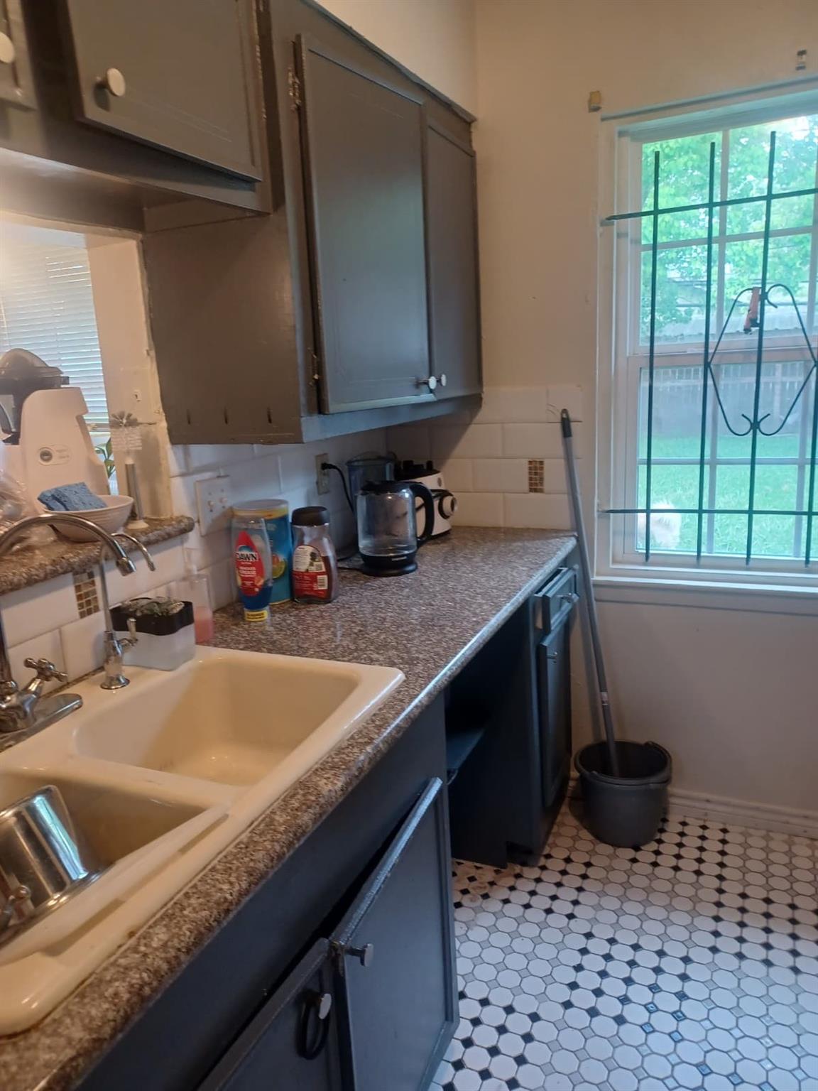 5422 Botany Ln, Houston, TX 77048 photo