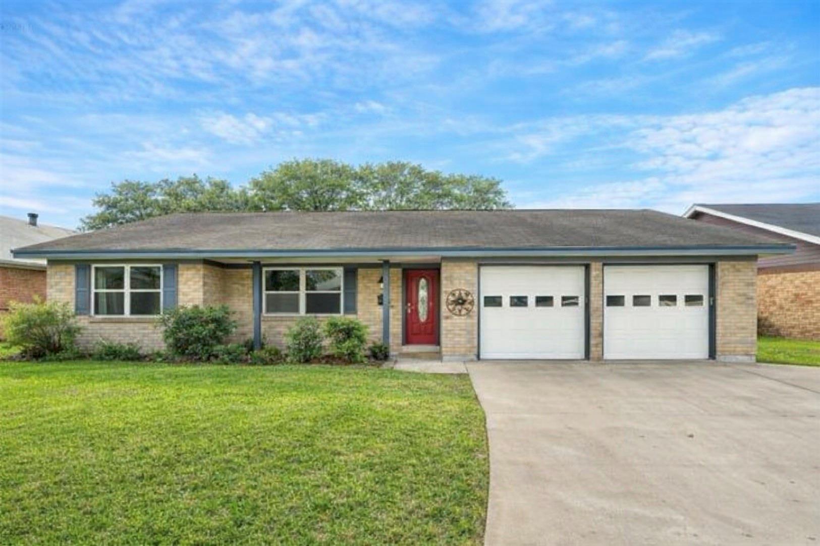1118 S Amy Dr, Deer Park, TX 77536 photo