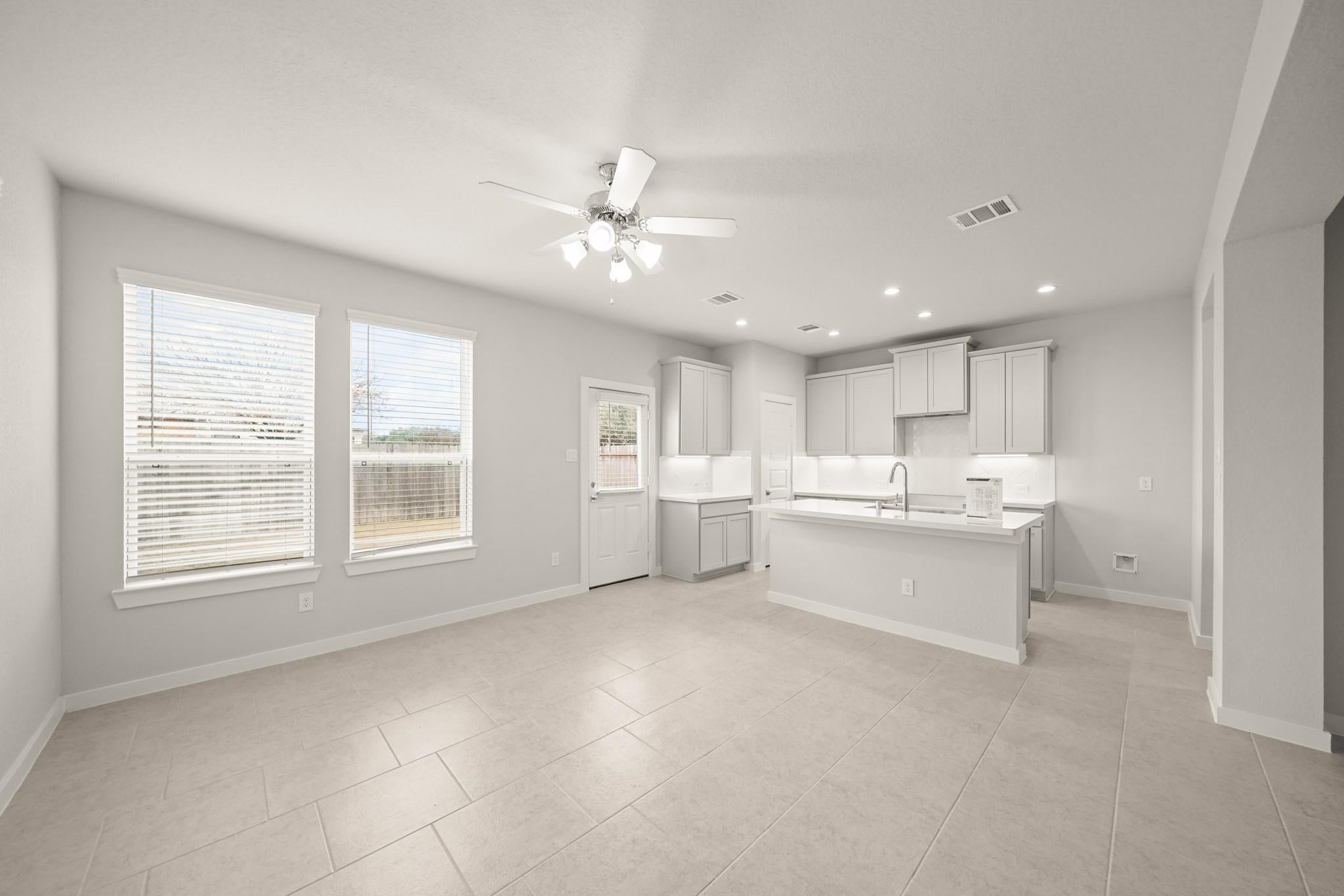 2983 Park Hill Ln, Stafford, TX 77477 photo