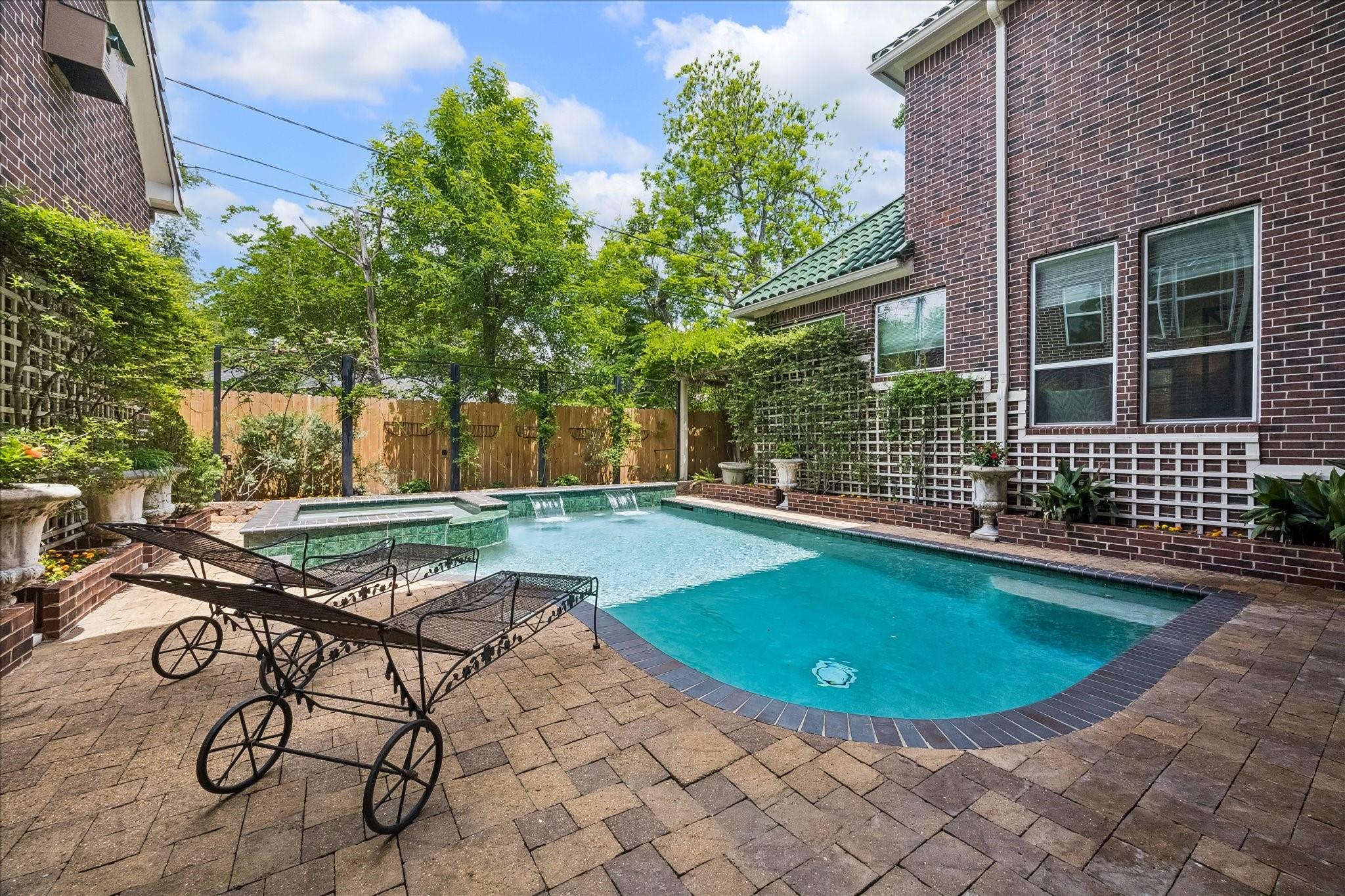 3122 Gannett St, Houston, TX 77025 photo