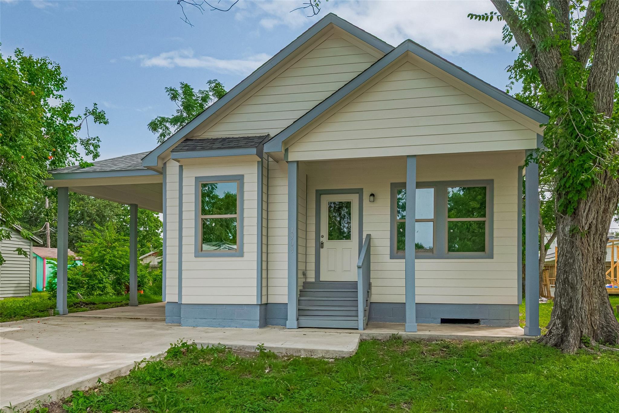 1909 Oregon St, Baytown, TX 77520 photo