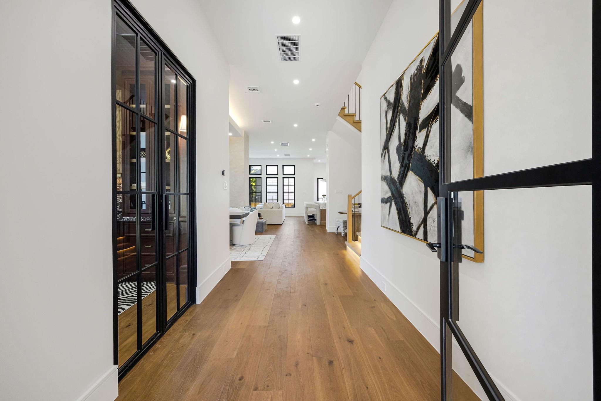 614 Ridge St, Houston, TX 77009 photo