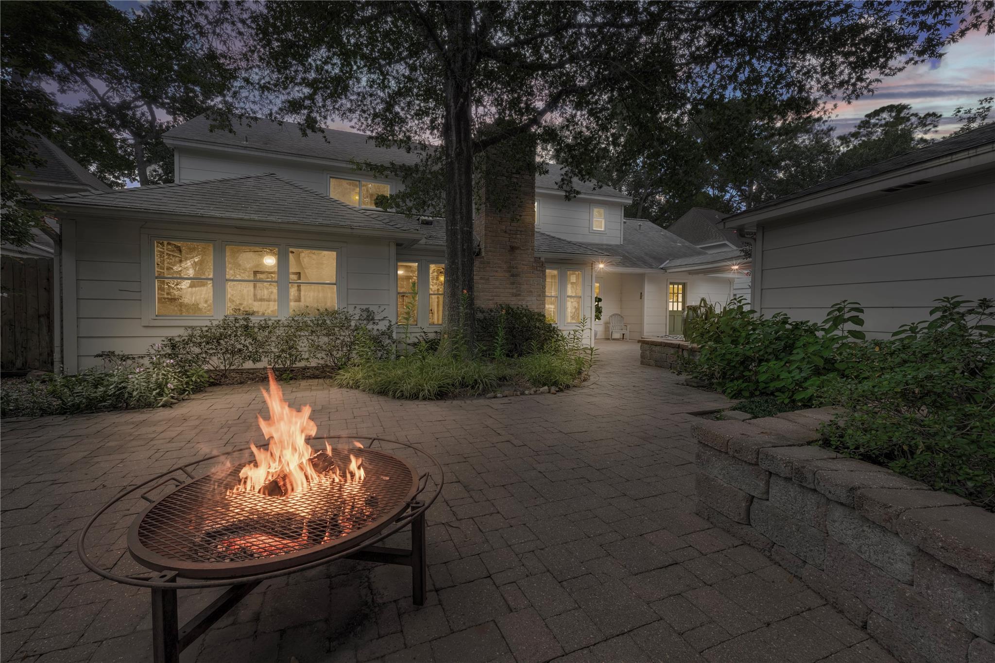 5510 Court Of York, Houston, TX 77069 photo