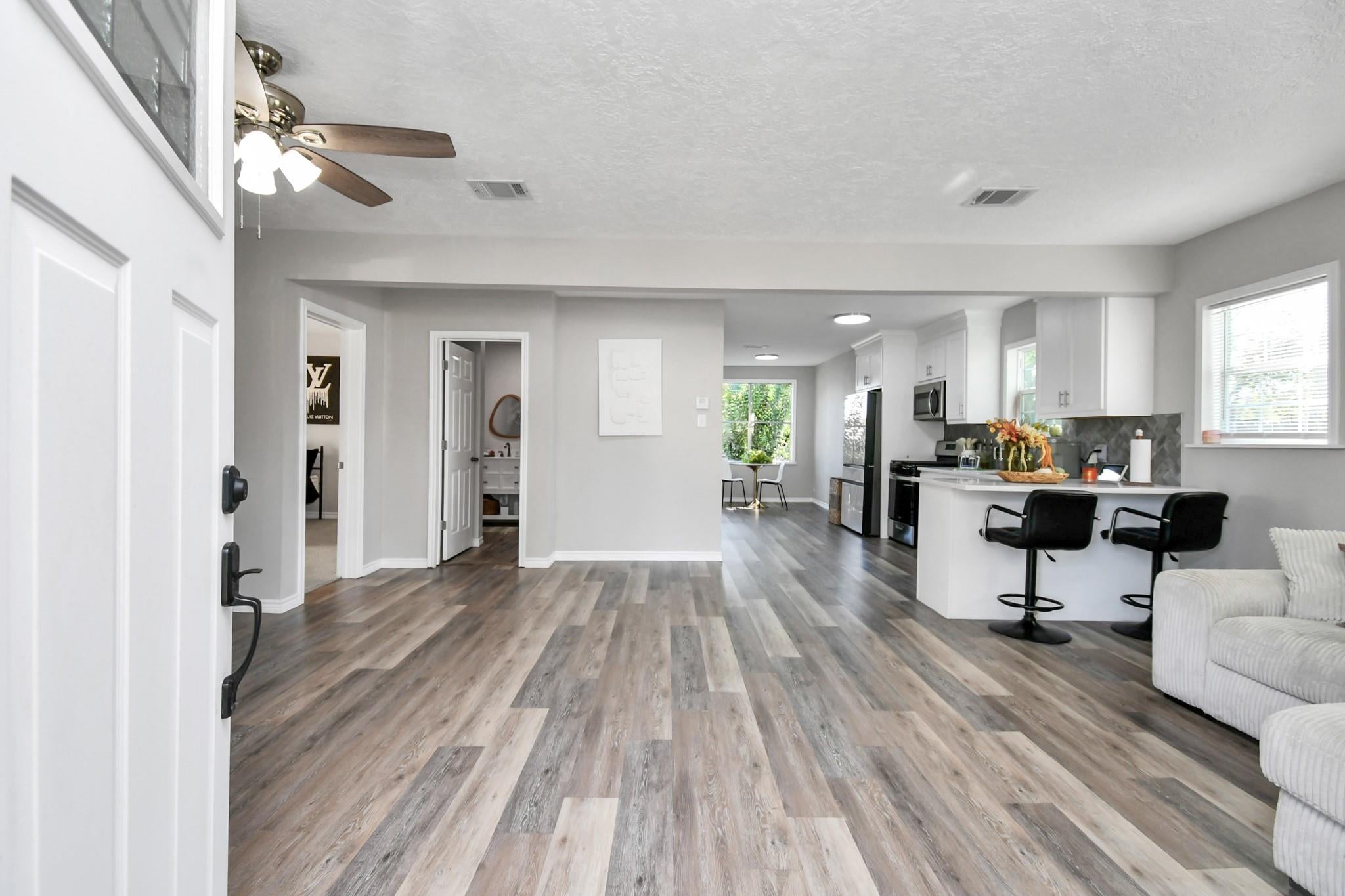 115 Morrell St, Baytown, TX 77520 photo