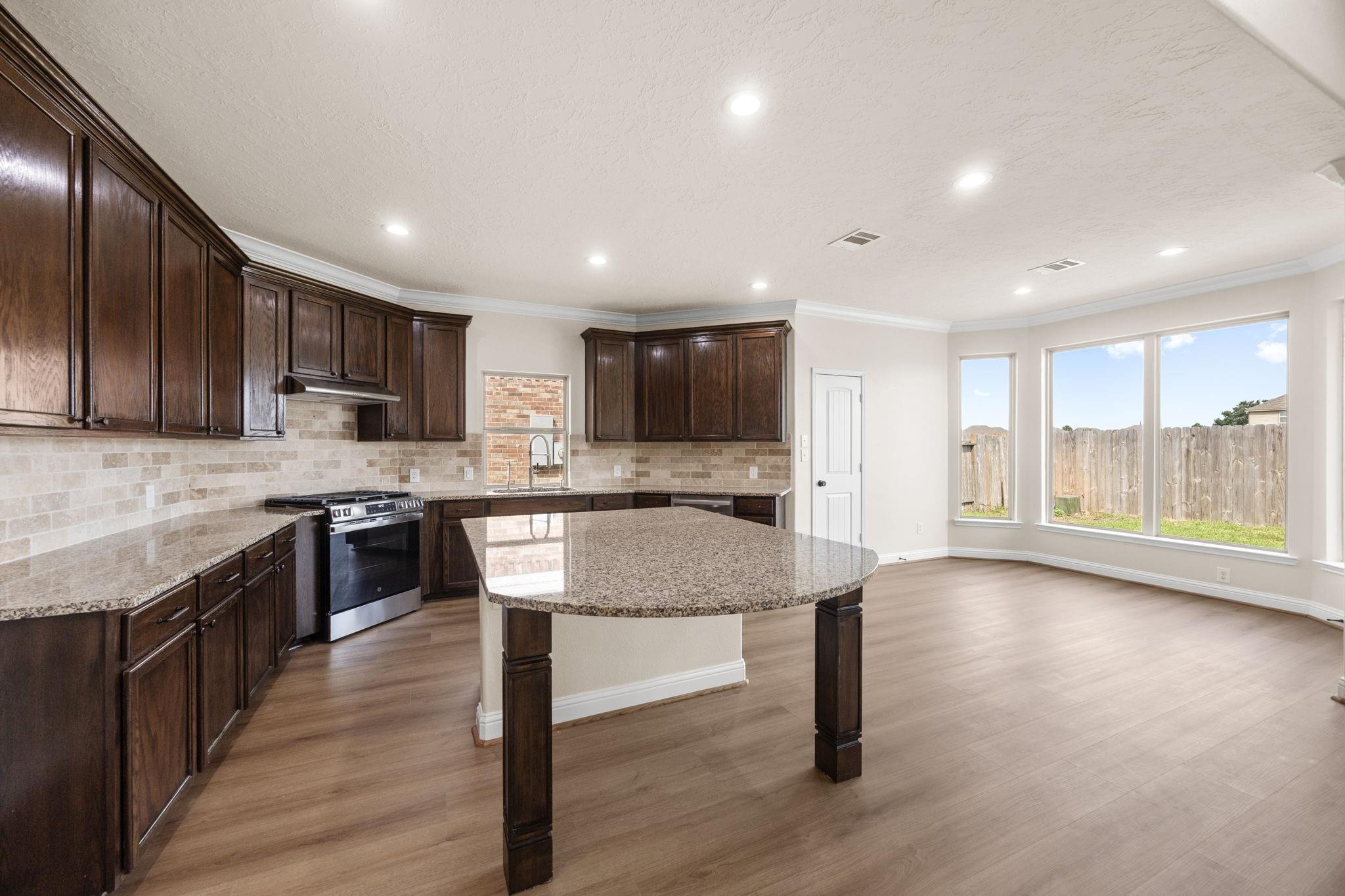 20522 Saddleback Chase Ln, Cypress, TX 77433 photo