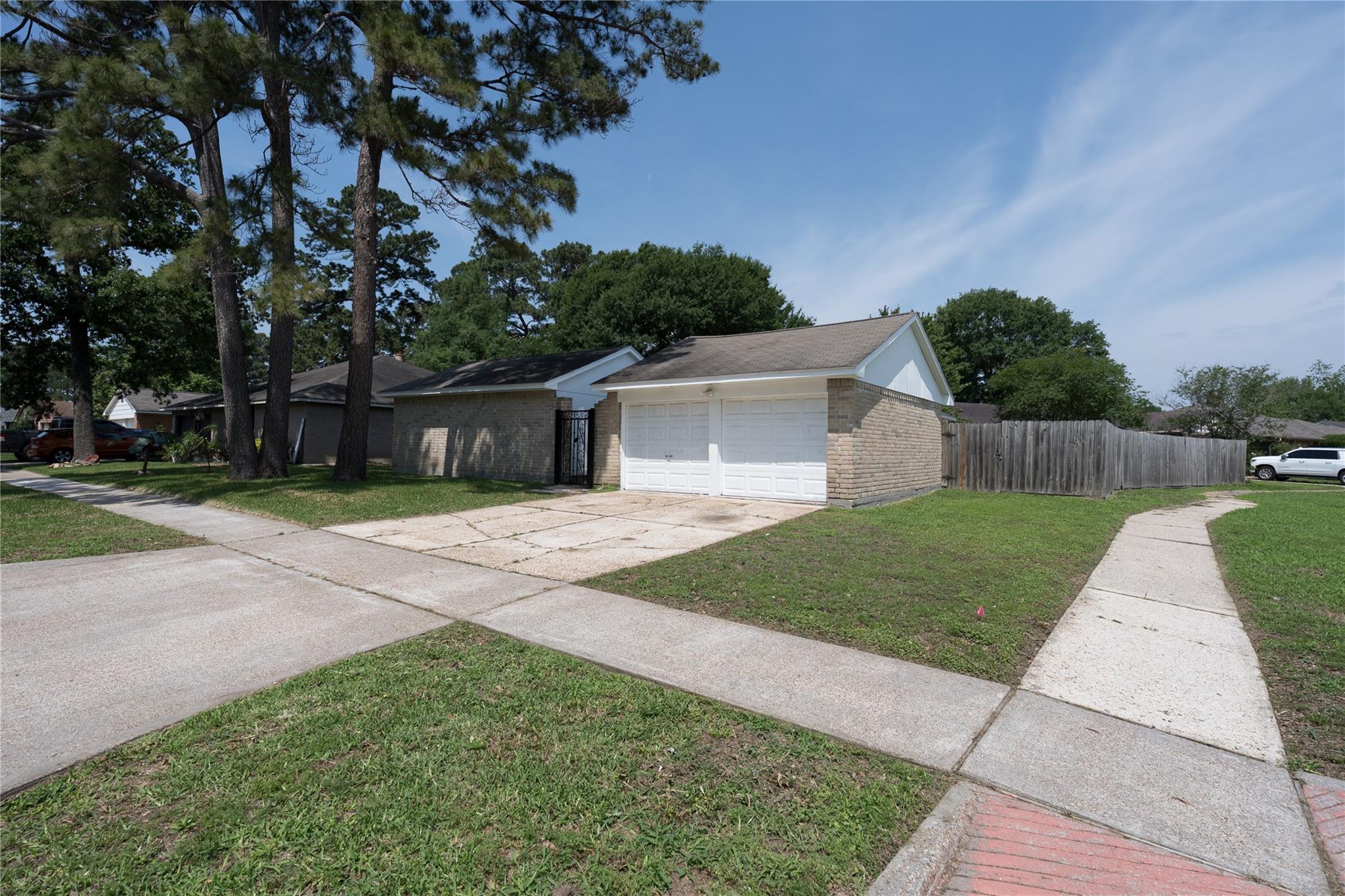 6023 Knotty Post Ln, Spring, TX 77373