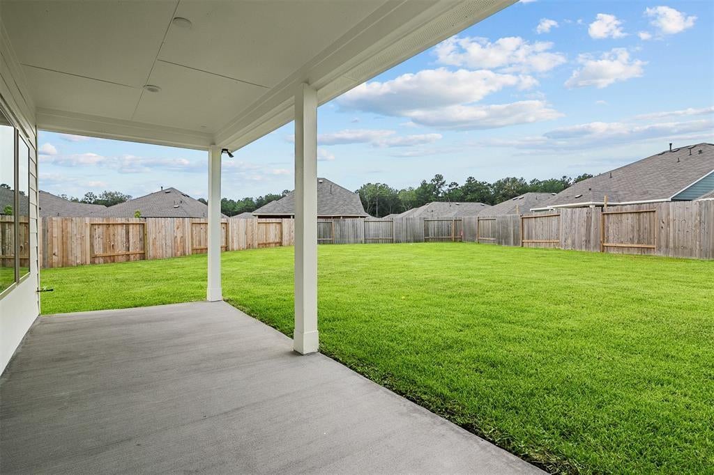 17430 Adobe Vista Ln, New Caney, TX 77357 photo