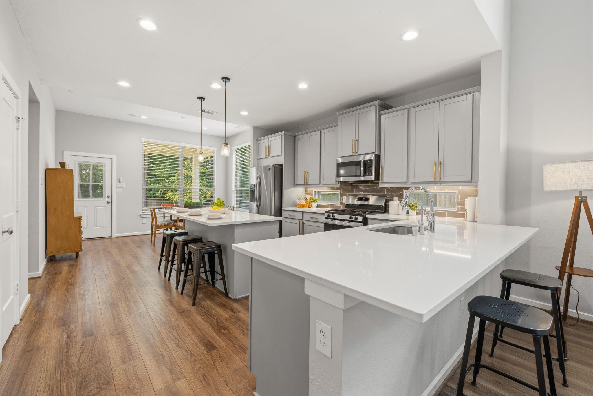 421 Rise Ln, Montgomery, TX 77316 photo