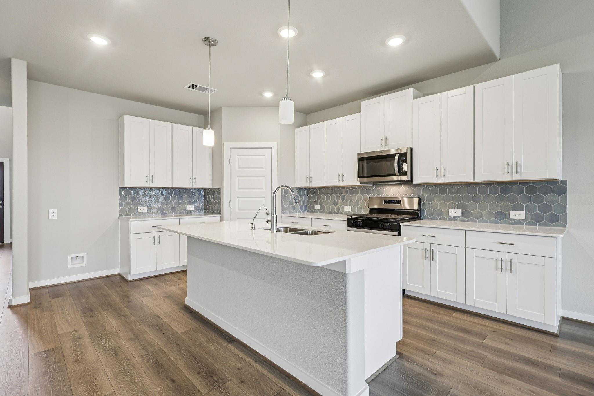 1661 Hopson Ranch Dr, Conroe, TX 77301 photo