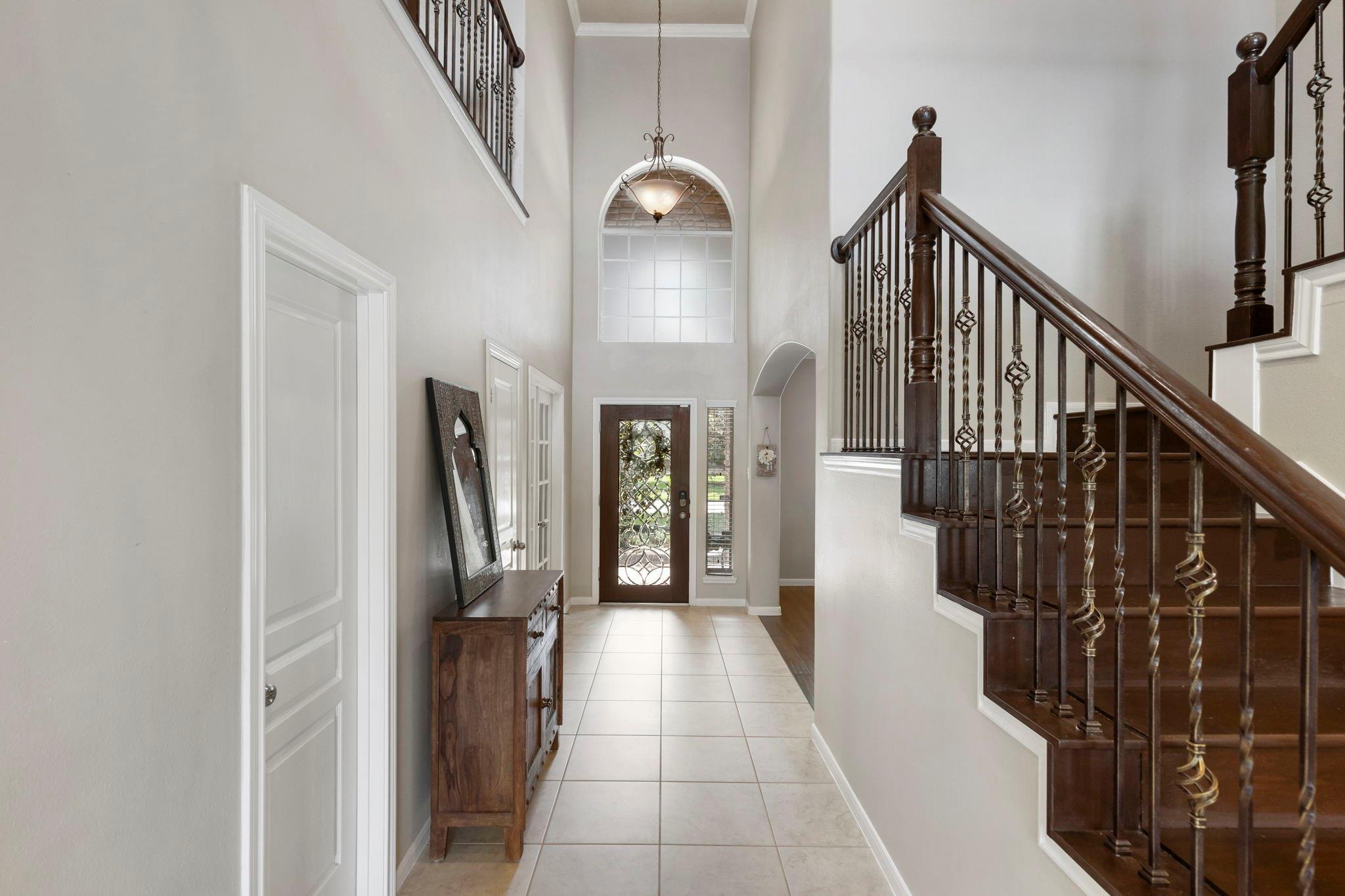 14 N Bardsbrook Cir, The Woodlands, TX 77382 photo