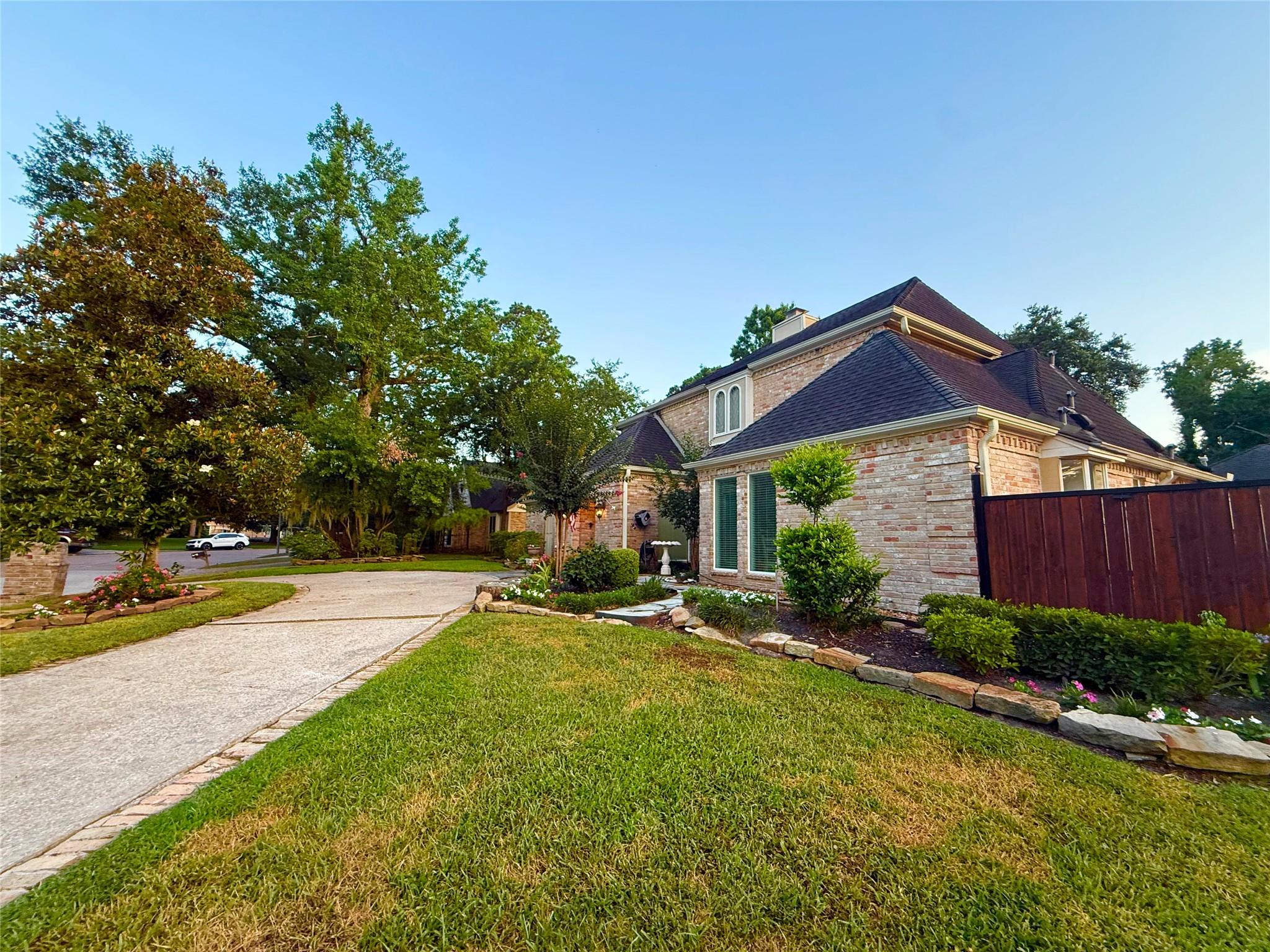 17403 Butte Creek Rd, Houston, TX 77090 photo