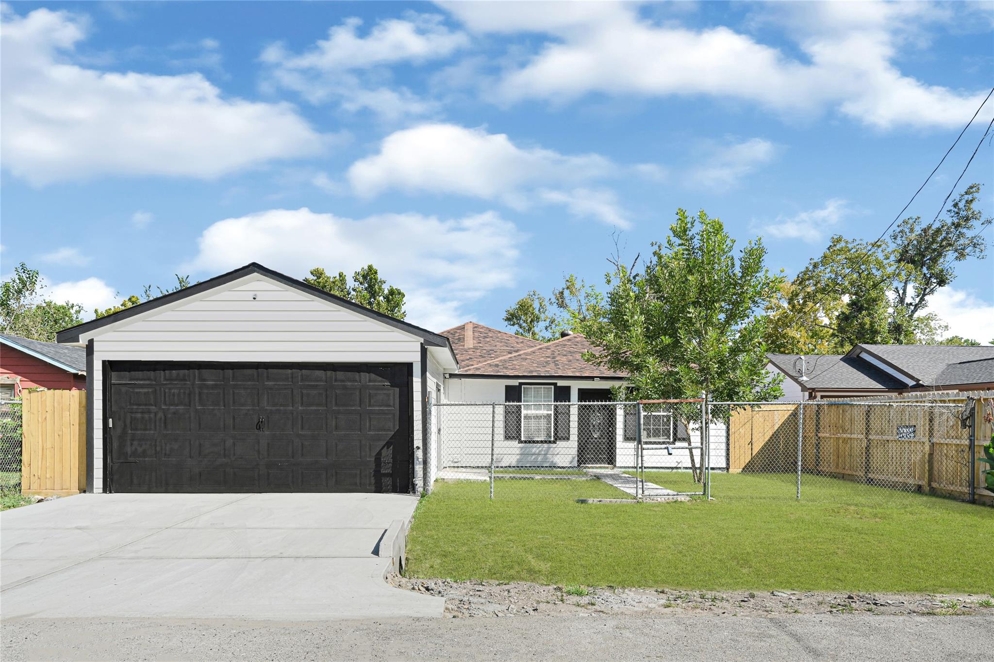 7625 Touchstone St, Houston, TX 77028