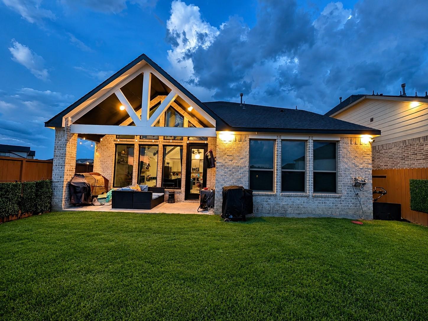 211 Vista Knoll Ct, New Caney, TX 77357 photo