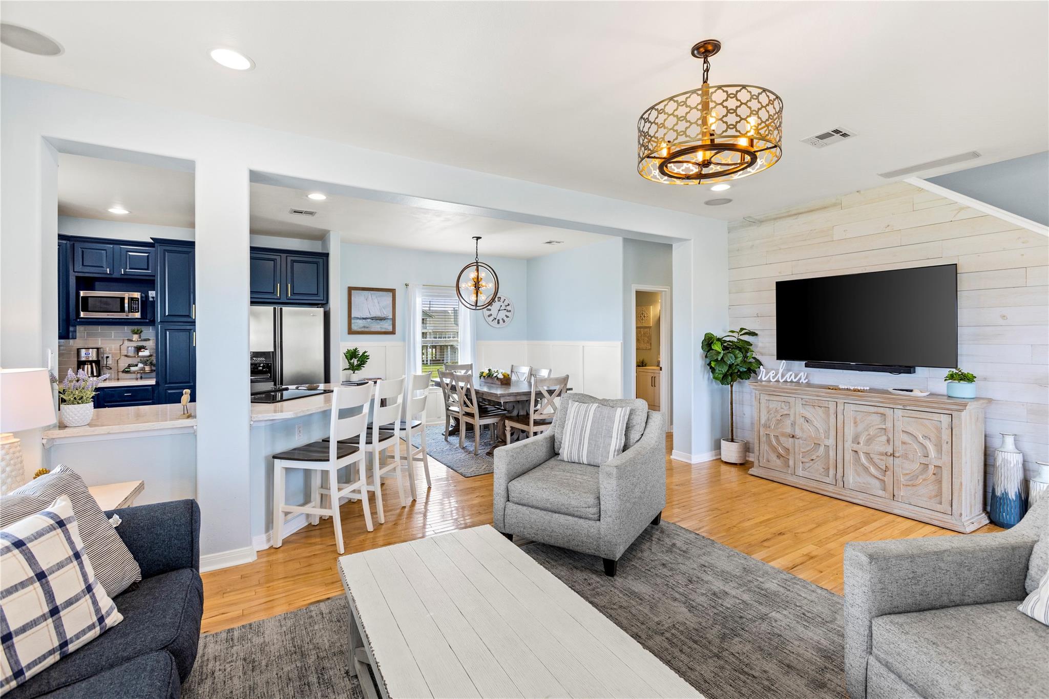 4114 Courageous Ln, Galveston, TX 77554 photo