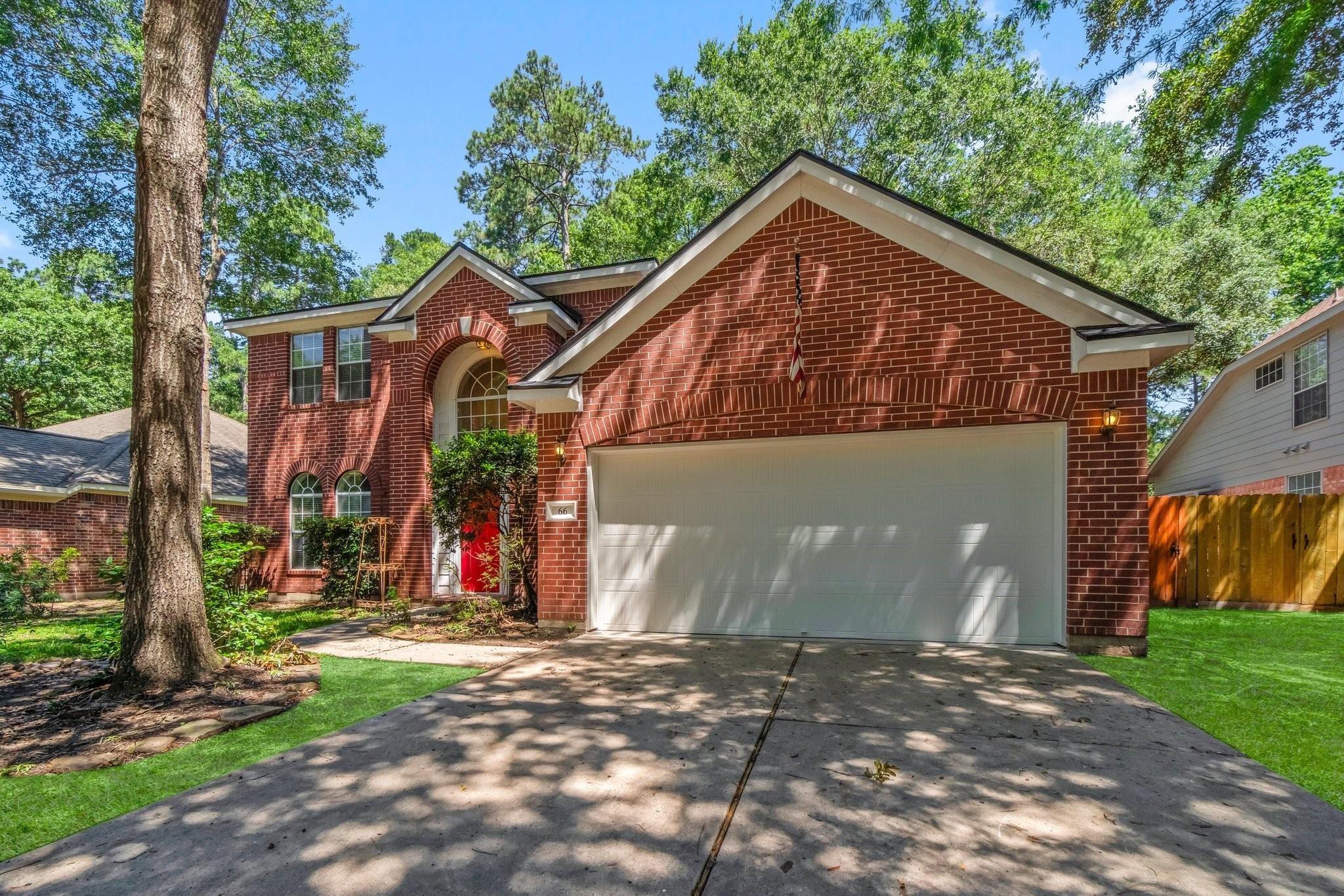 66 Terraglen Dr, The Woodlands, TX 77382
