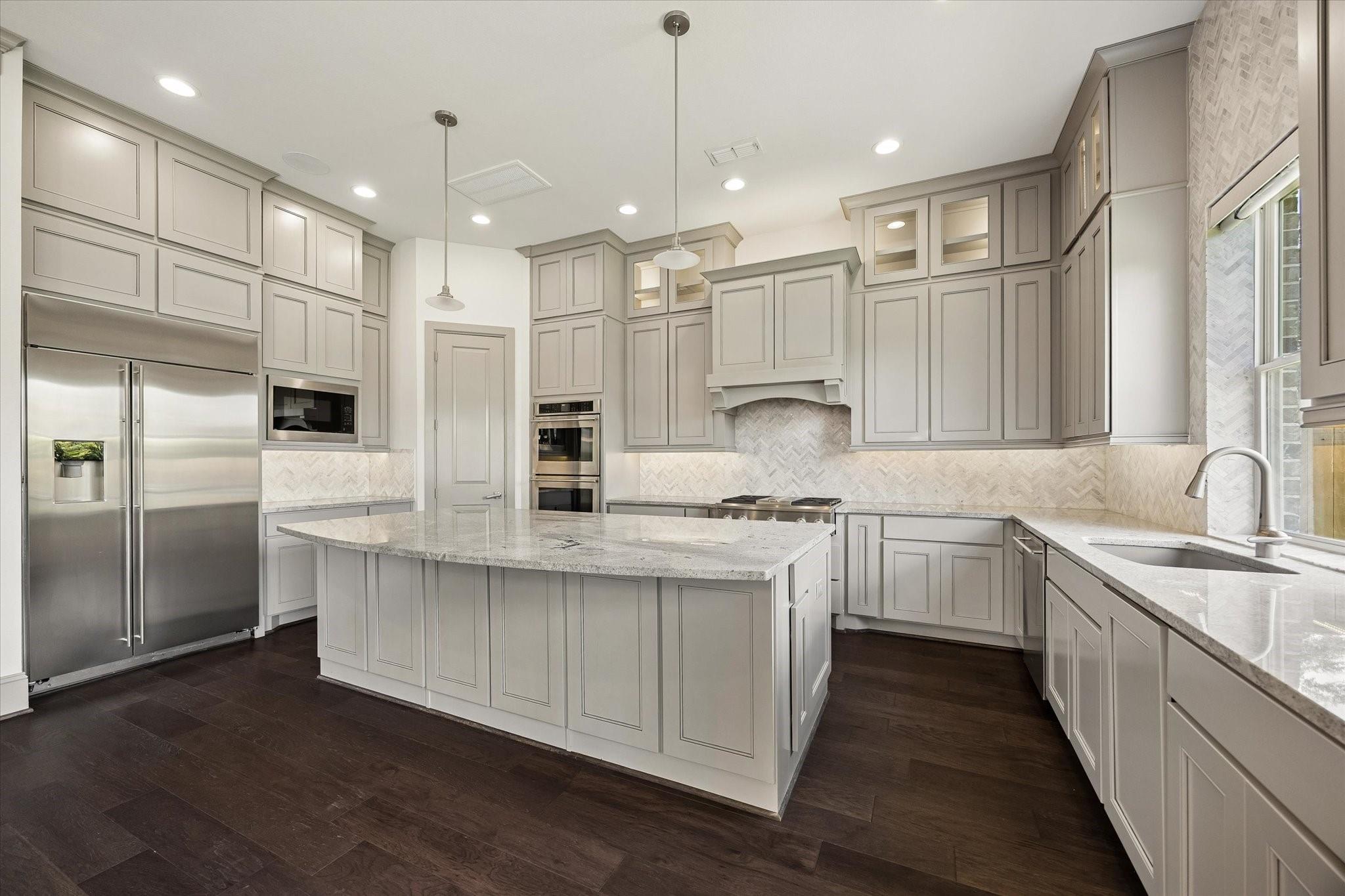 1734 Cornelius Trace Loop, Houston, TX 77055