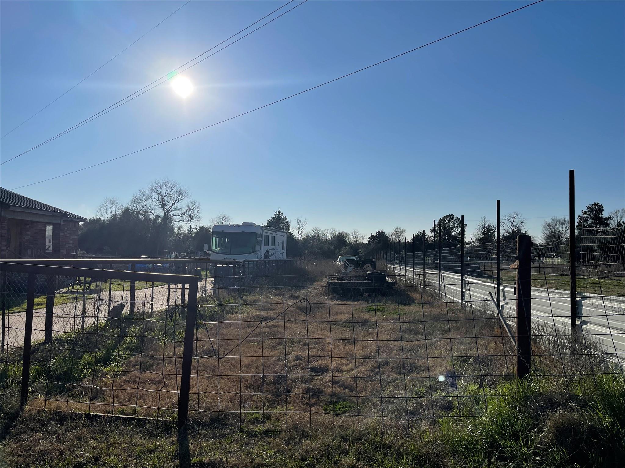 20661 Cochran Rd, Prairie View, TX 77445 photo