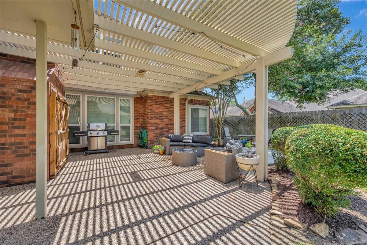 16827 Whitewater Falls Ct, Pasadena, TX 77059 photo