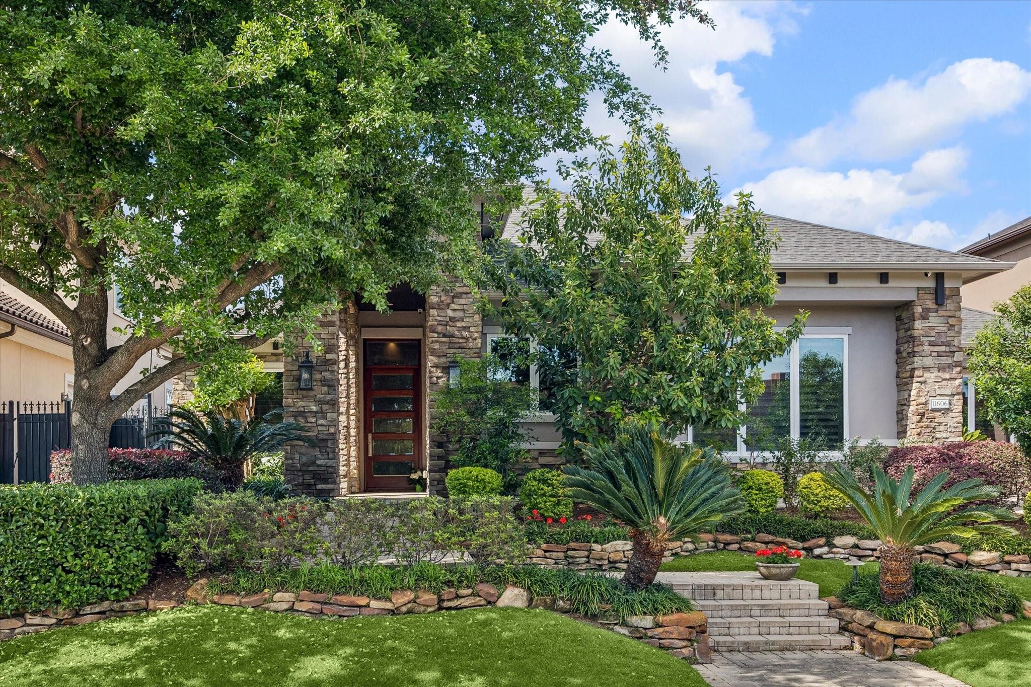 11606 Montmarte Blvd, Houston, TX 77082