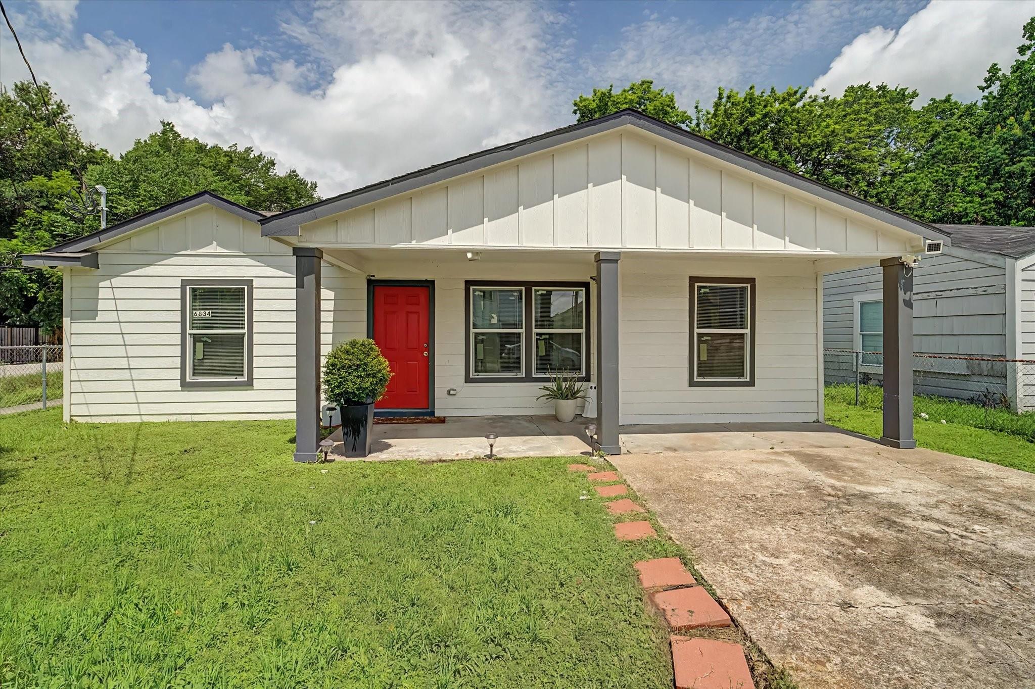 6834 New York St, Houston, TX 77021