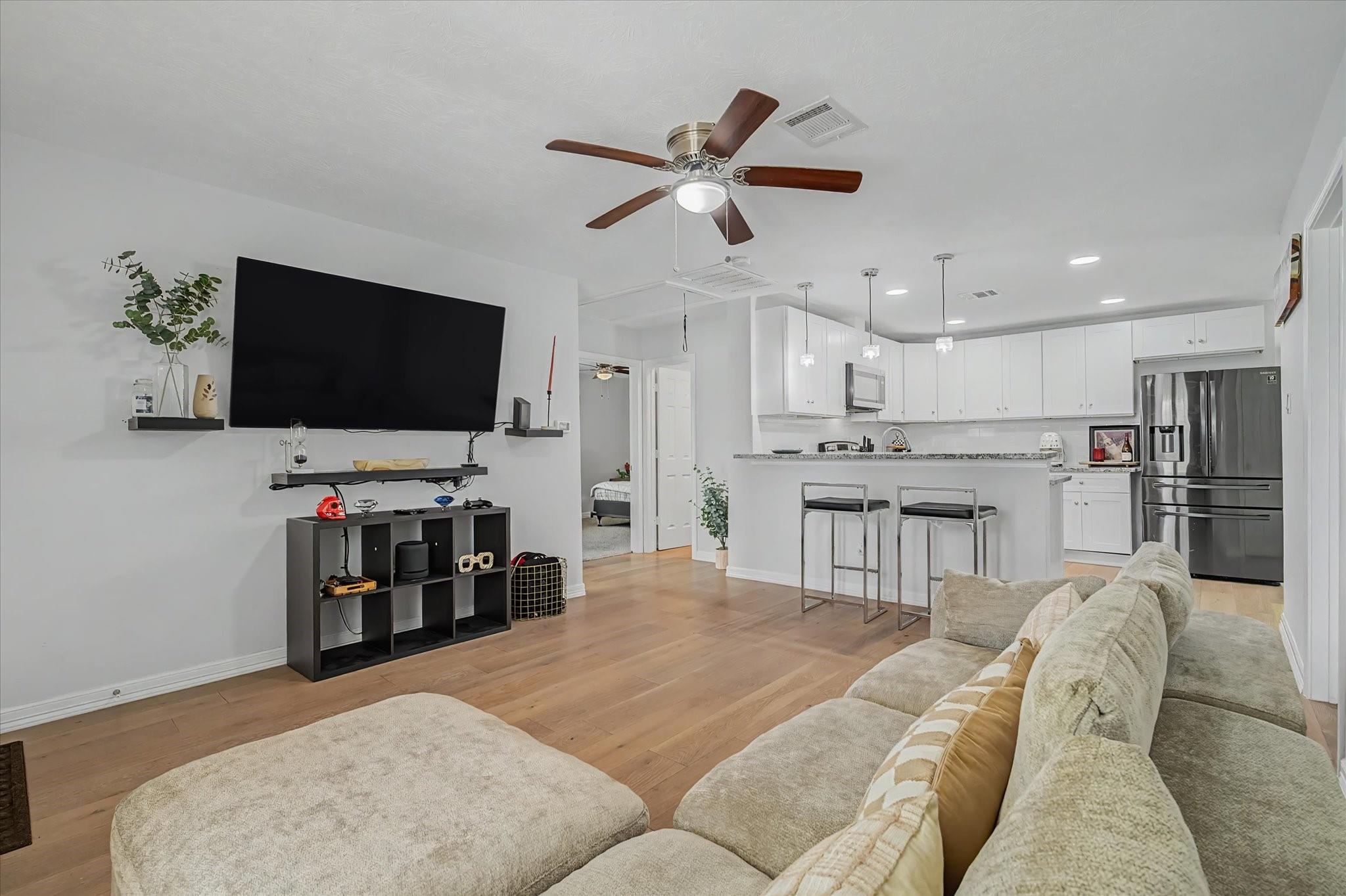 6834 New York St, Houston, TX 77021 photo