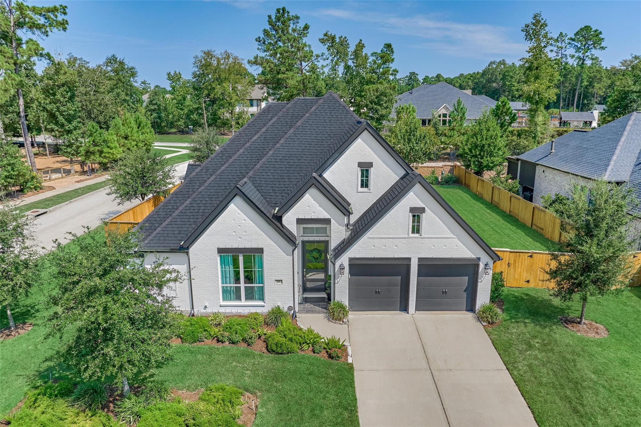 205 Patina Sorrel Dr, Montgomery, TX 77316