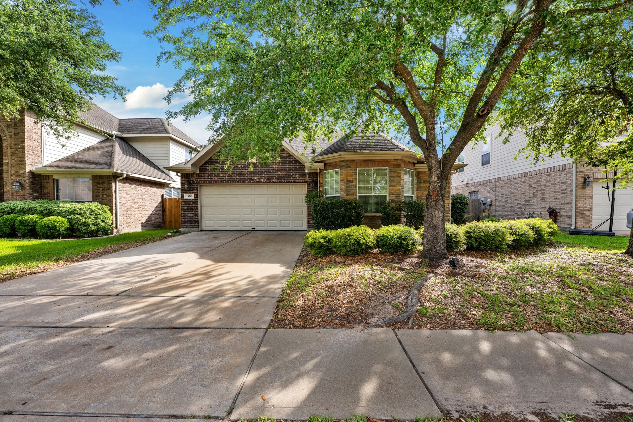 19710 Valkyrie Dr, Spring, TX 77379 photo