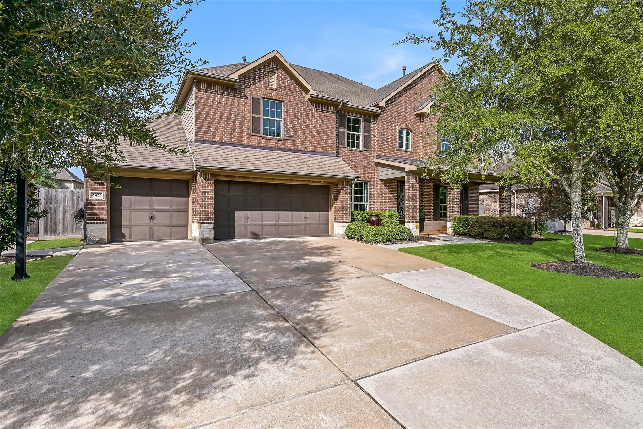 2433 Prairie Mist Ln, Friendswood, TX 77546 photo