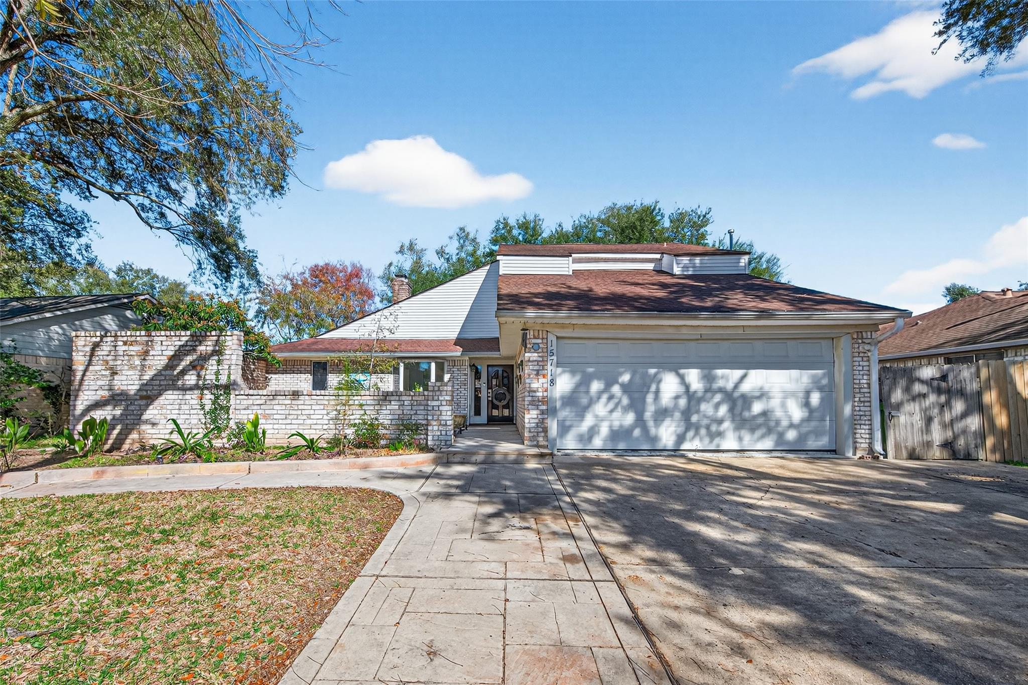 15718 Cascade Point Dr, Houston, TX 77084