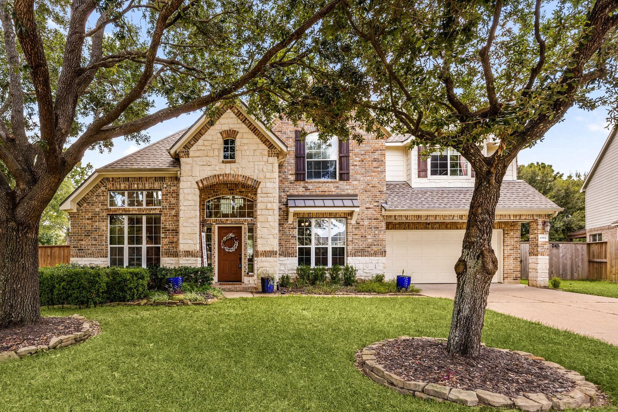 10502 Landsdowne Pointe Dr, Spring, TX 77379