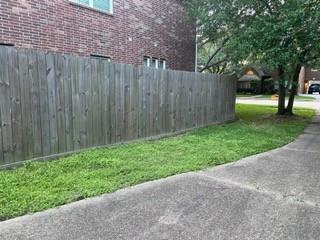 115 Eagle Lake Dr, Friendswood, TX 77546 photo