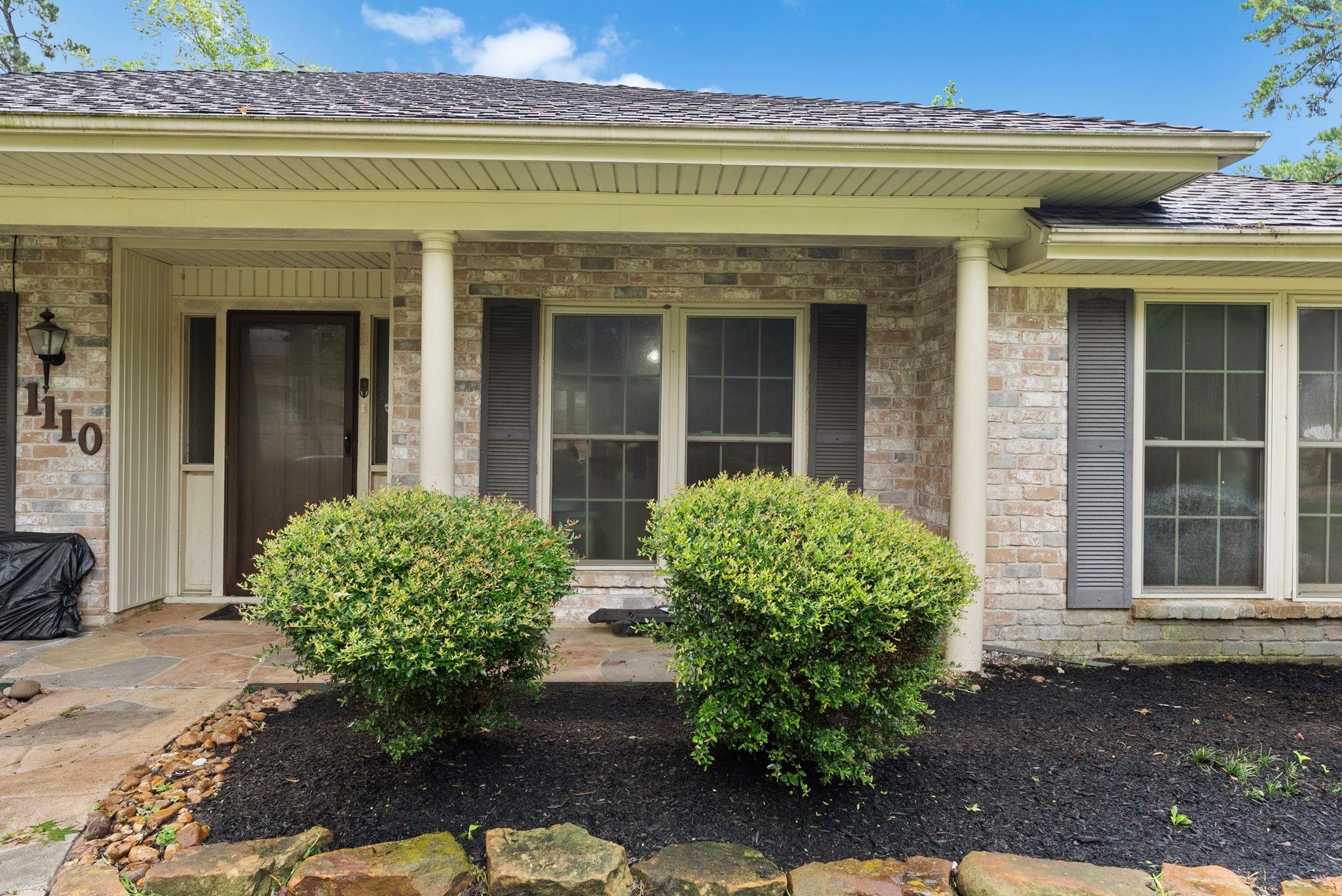1110 Pear Tree Ln, Houston, TX 77073 photo