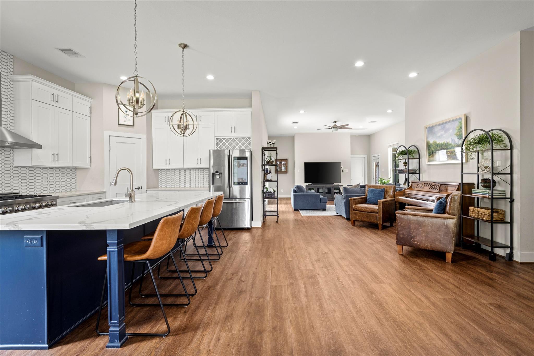 702 W 41 St, Houston, TX 77018 photo