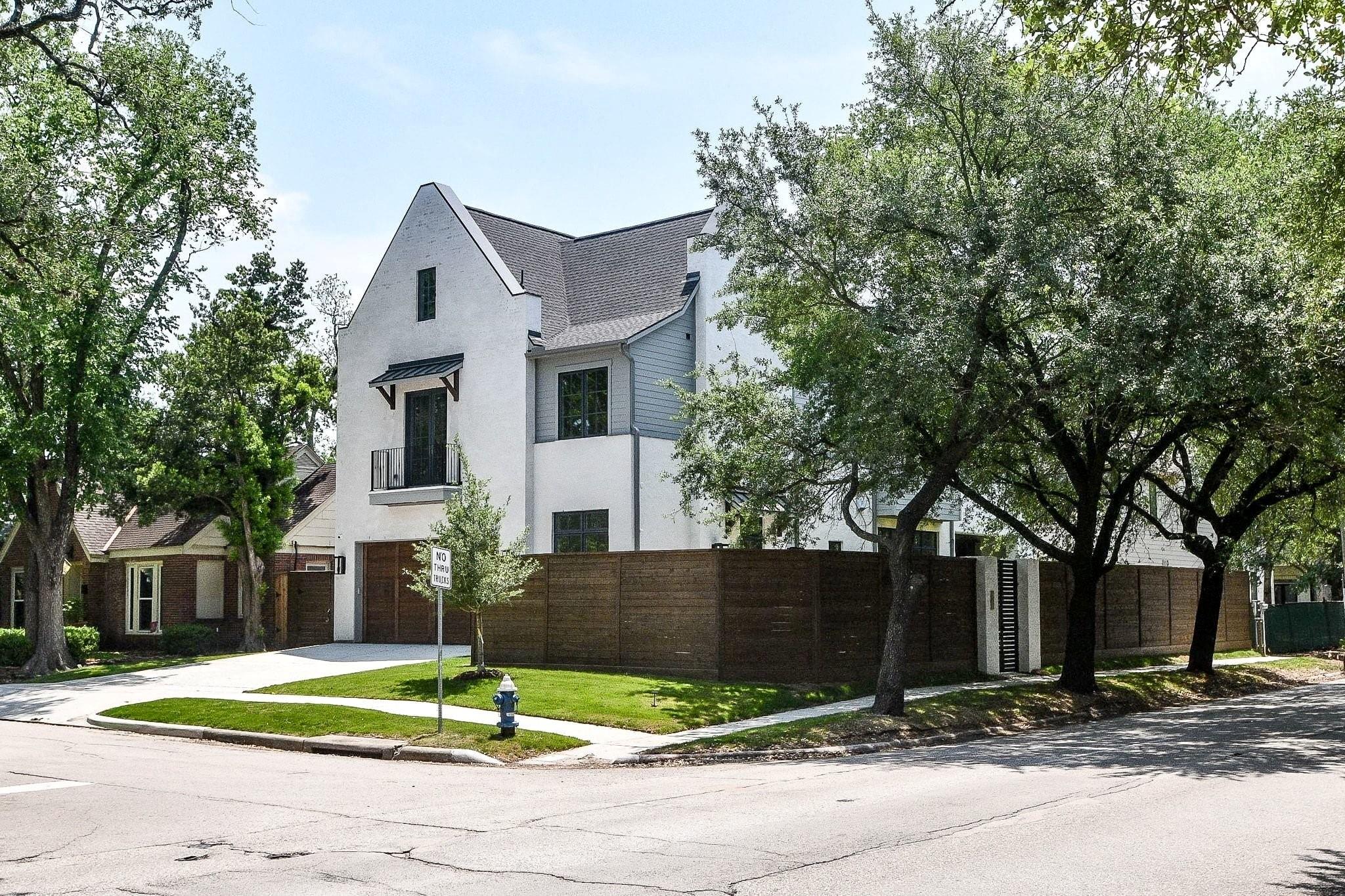 2247 North Blvd, Houston, TX 77098 photo