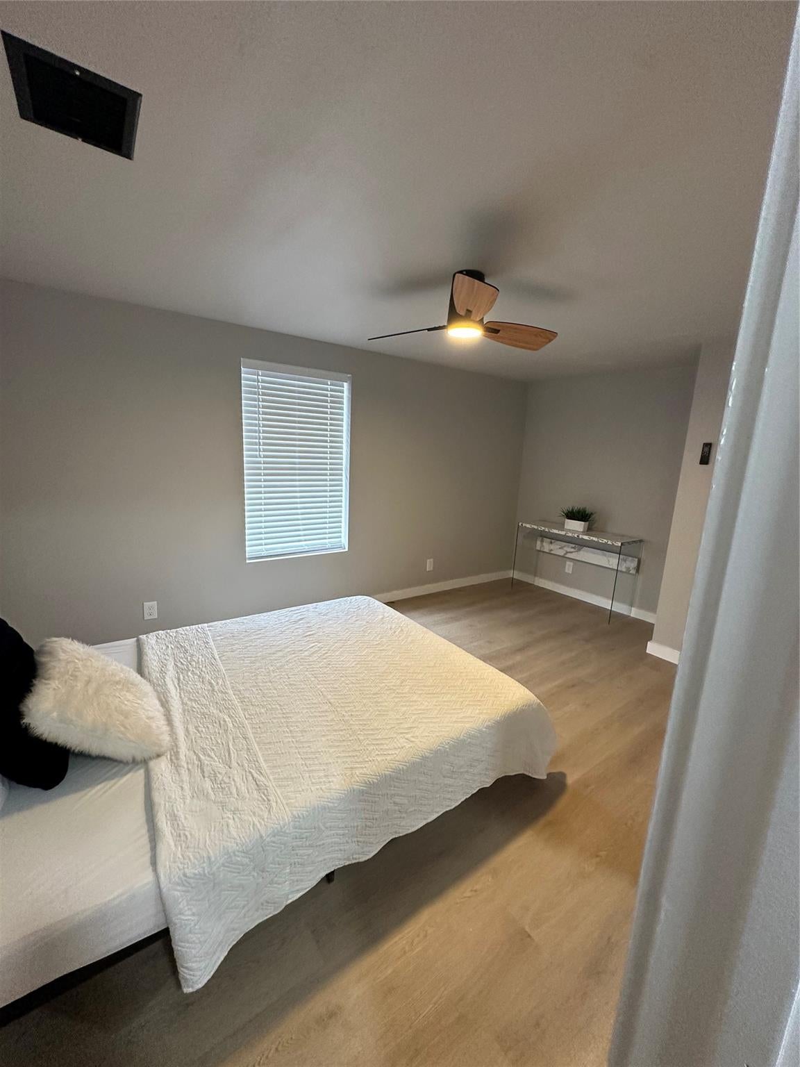 3415 Cochran St, Houston, TX 77009 photo