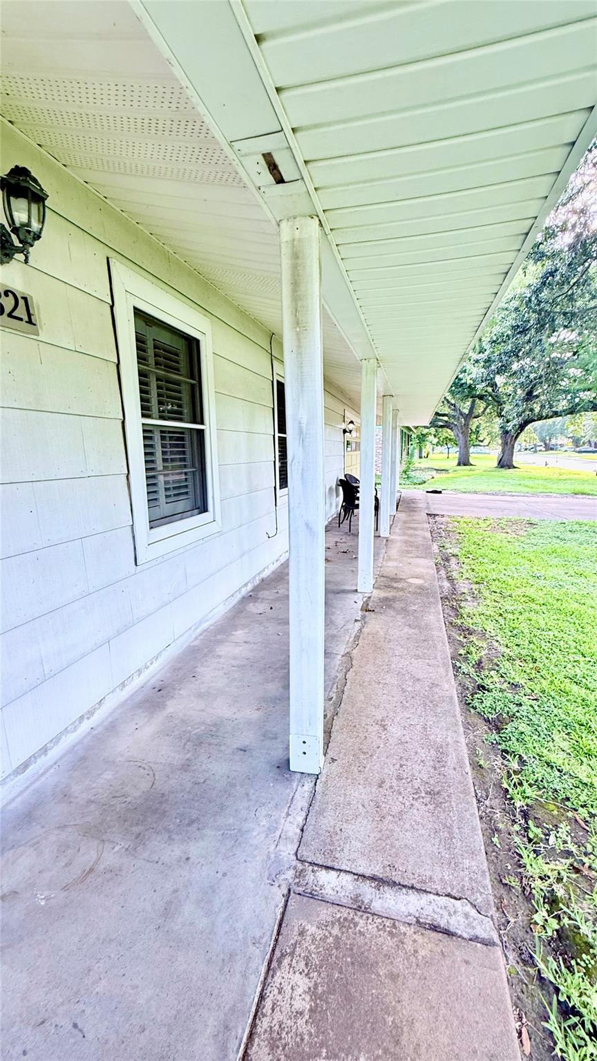 321 20 Ave, Texas City, TX 77590 photo